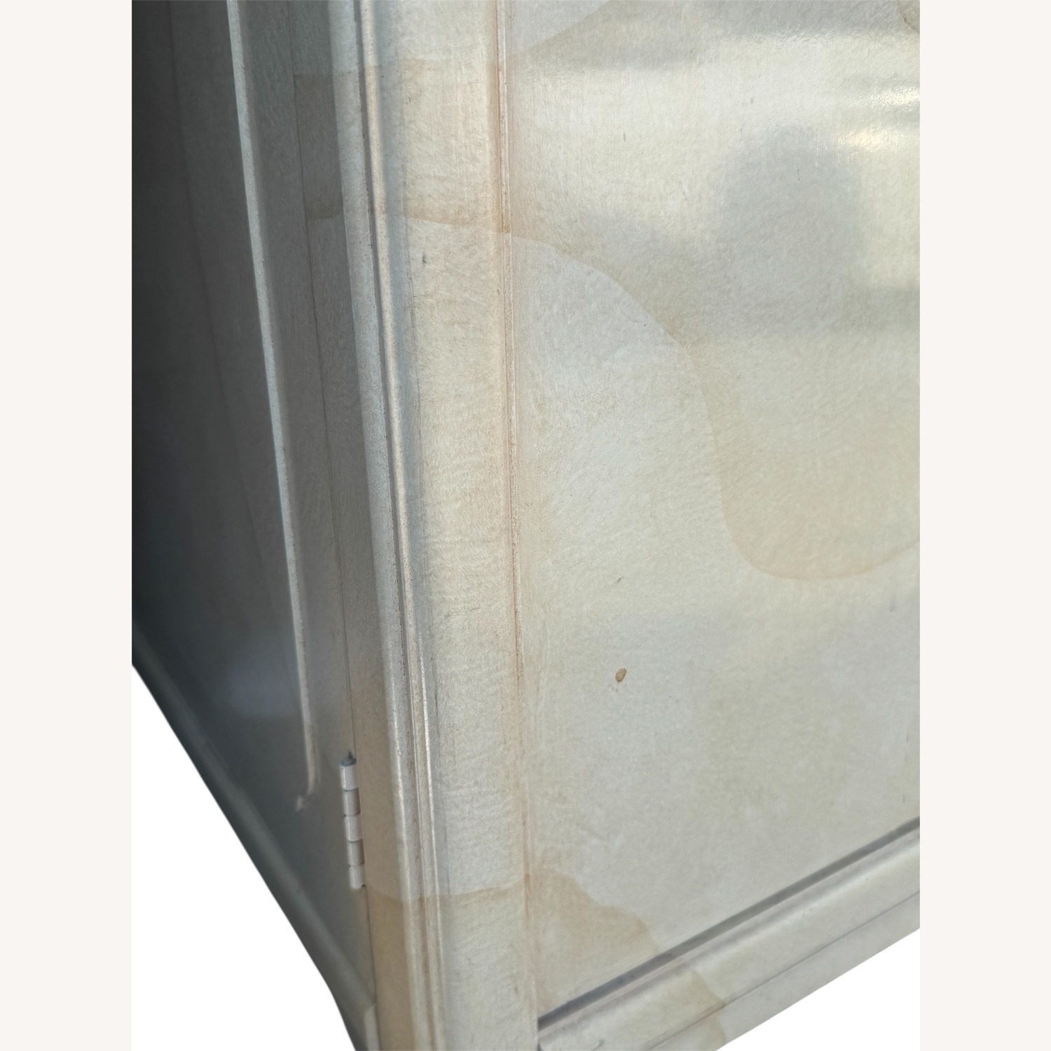 Henredon Vintage Credenza with Bar Cabinet - image-4