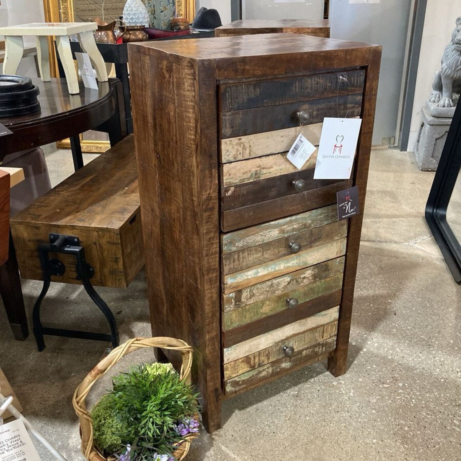 Villa2 Wooden Chest Of 5-Drawers Dresser - image-2