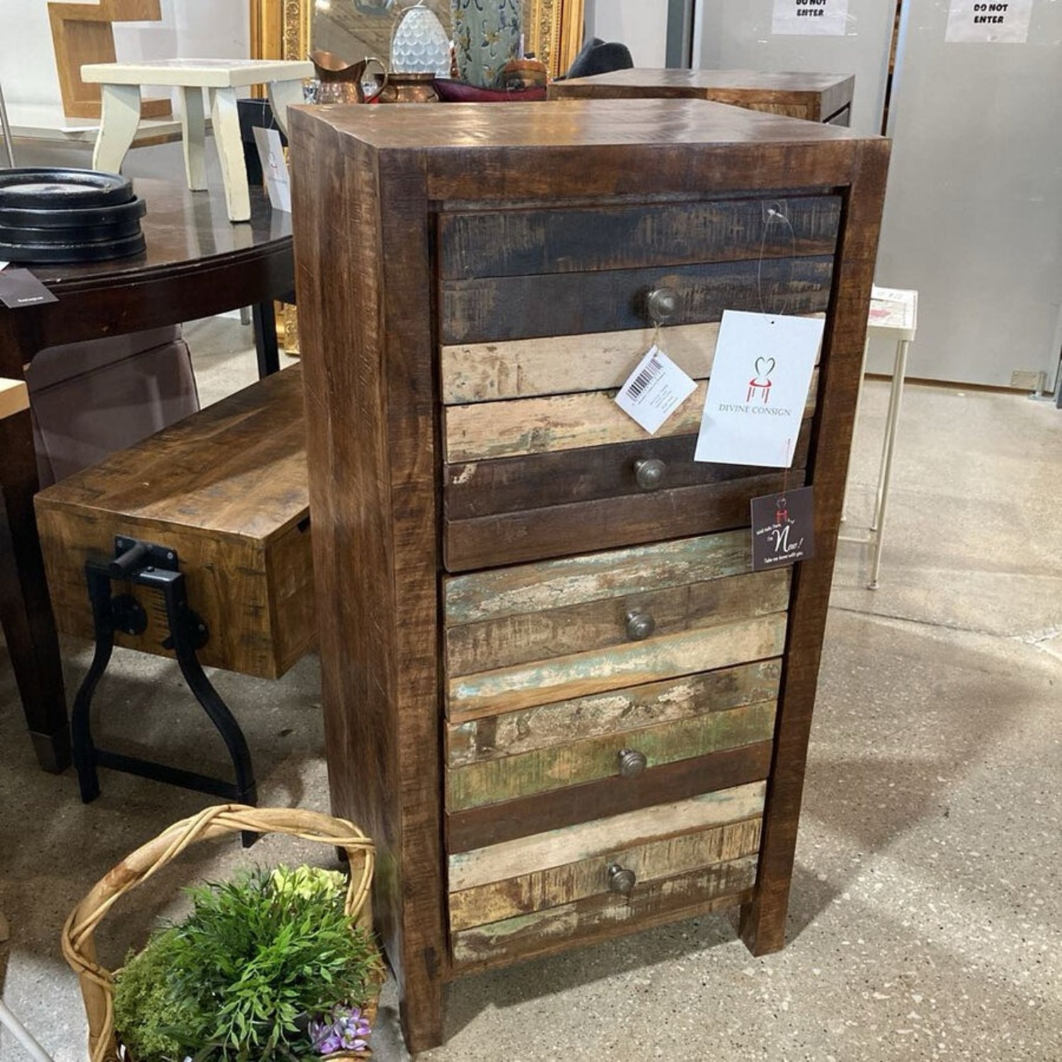 Villa2 Wooden Chest Of 5-Drawers Dresser - image-3