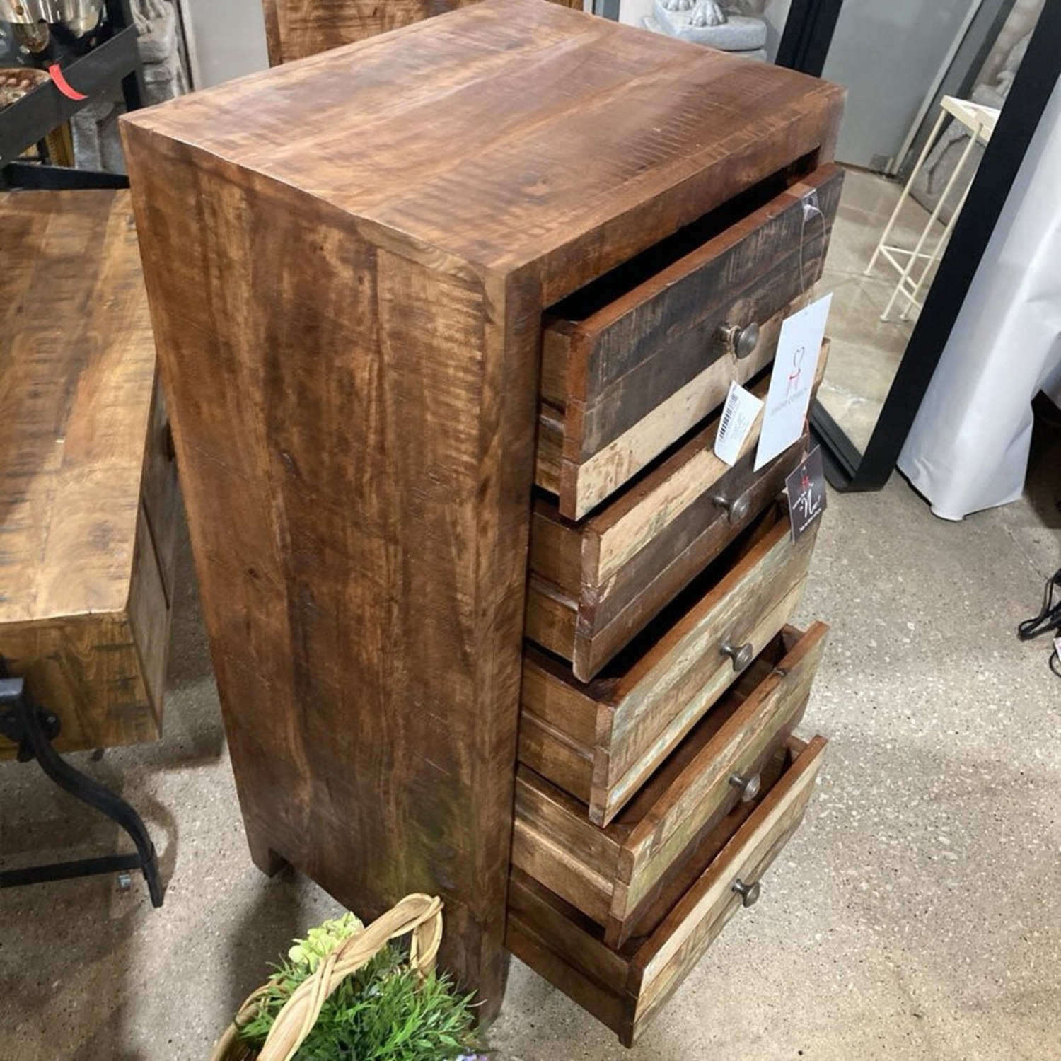 Villa2 Wooden Chest Of 5-Drawers Dresser - image-6