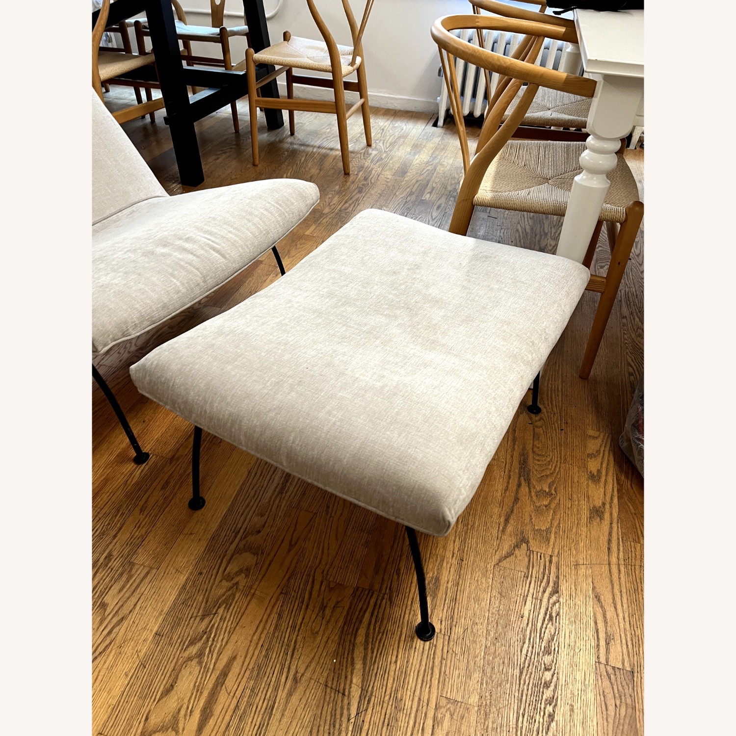 Designer Lounge Chair + Ottoman - image-4