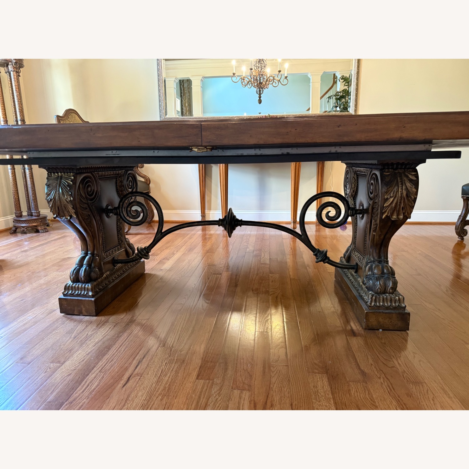 Ferguson Copeland Dining Table With 2 Leaves - image-1