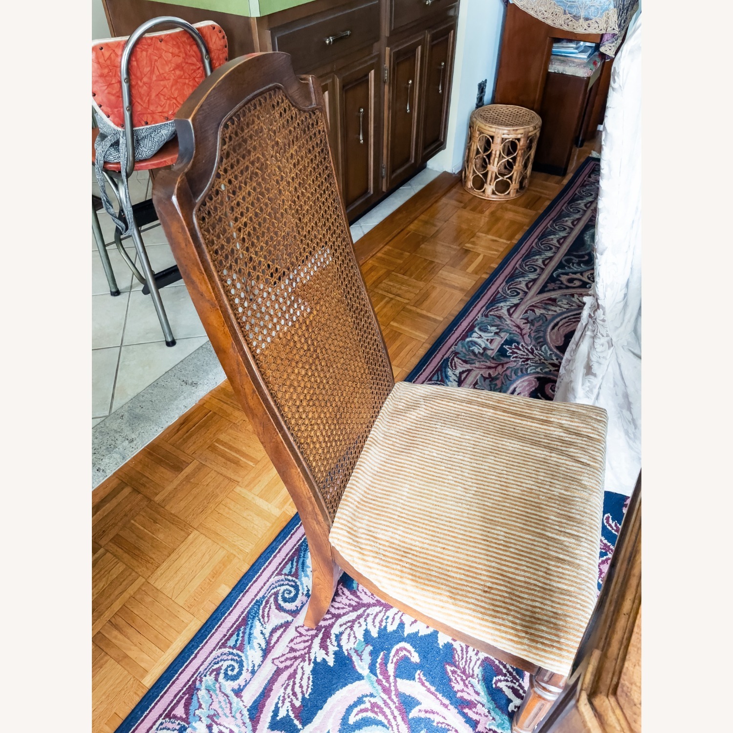 MCM 1970s Dining Table, Extends From 72" to 116" - image-7