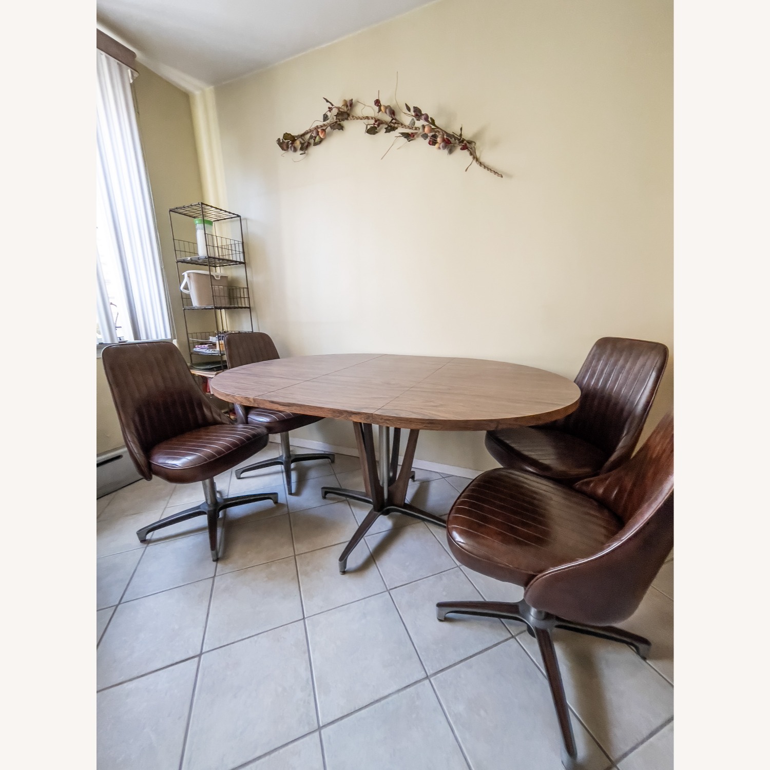 1975 Chromcraft Dinette Set - image-8