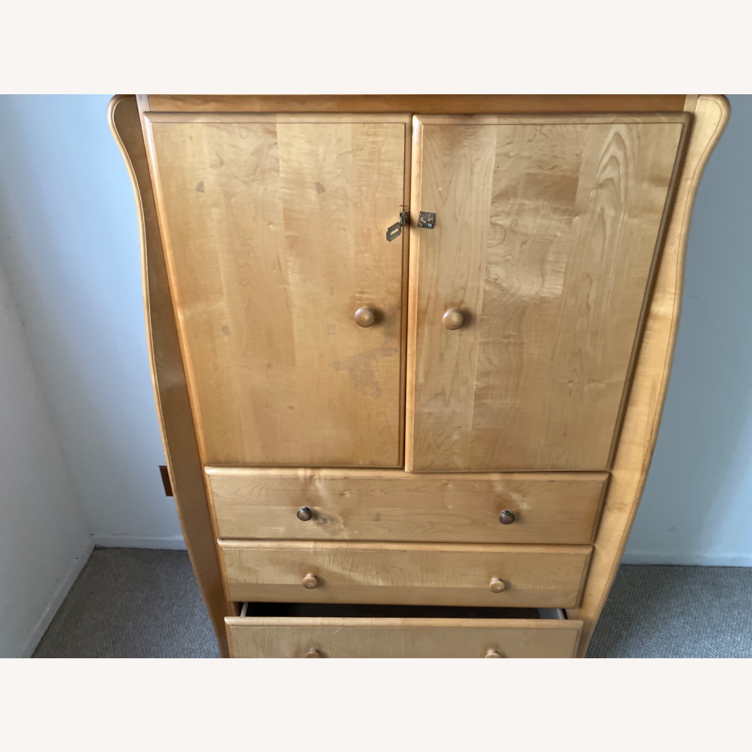 Clothing Dresser - image-4
