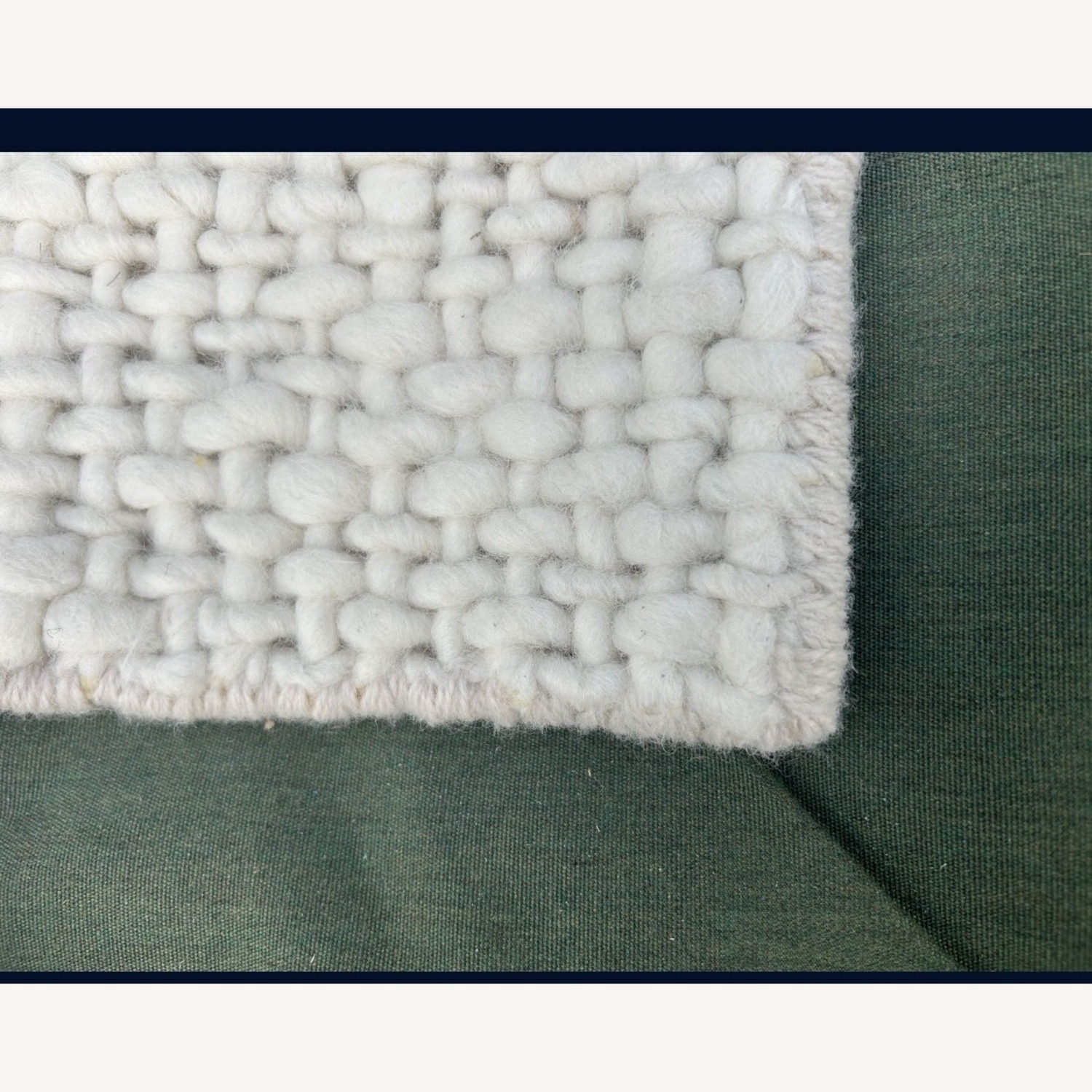 Stark %100 Wool Carpet - image-3