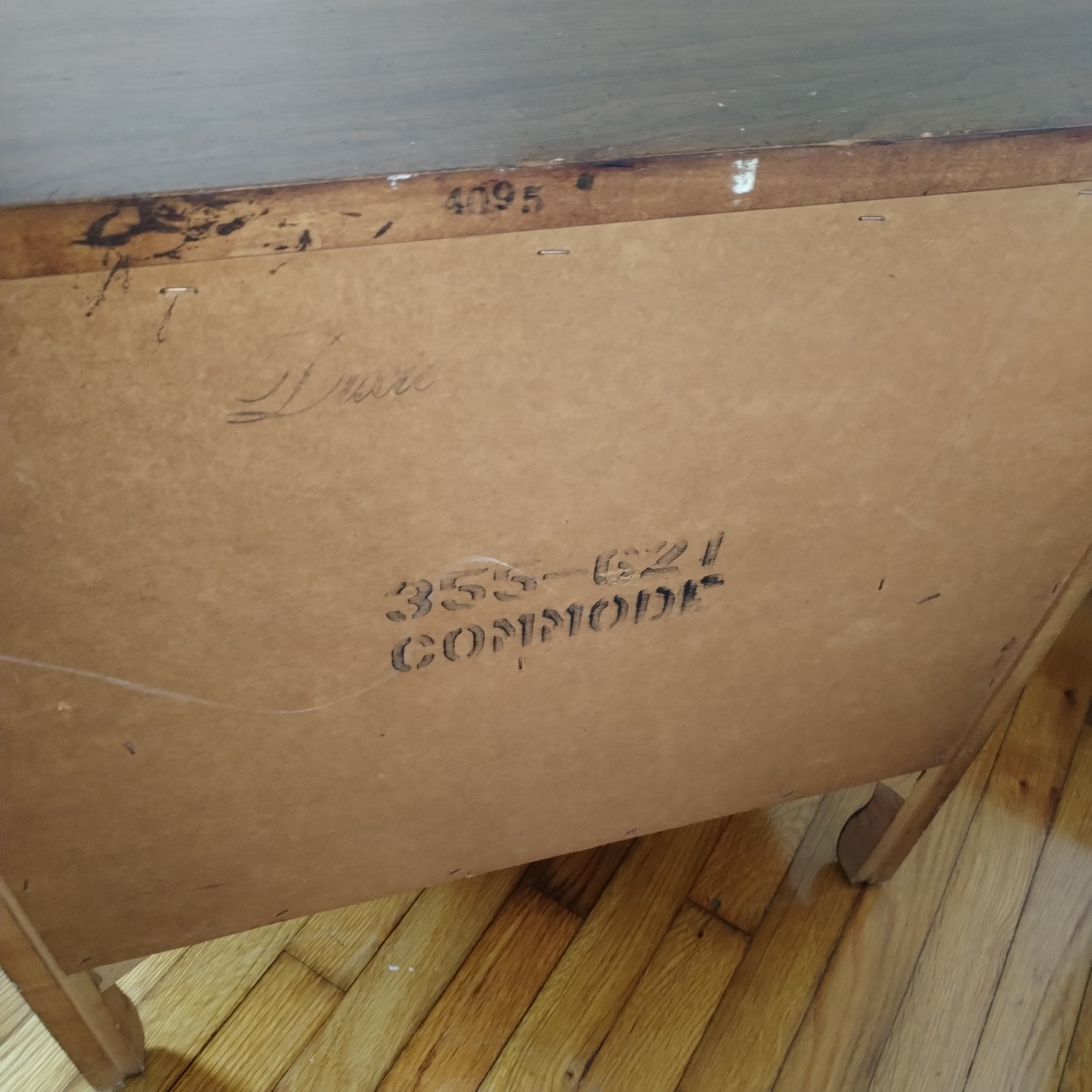 French Provincial 1980's Nightstand - image-3