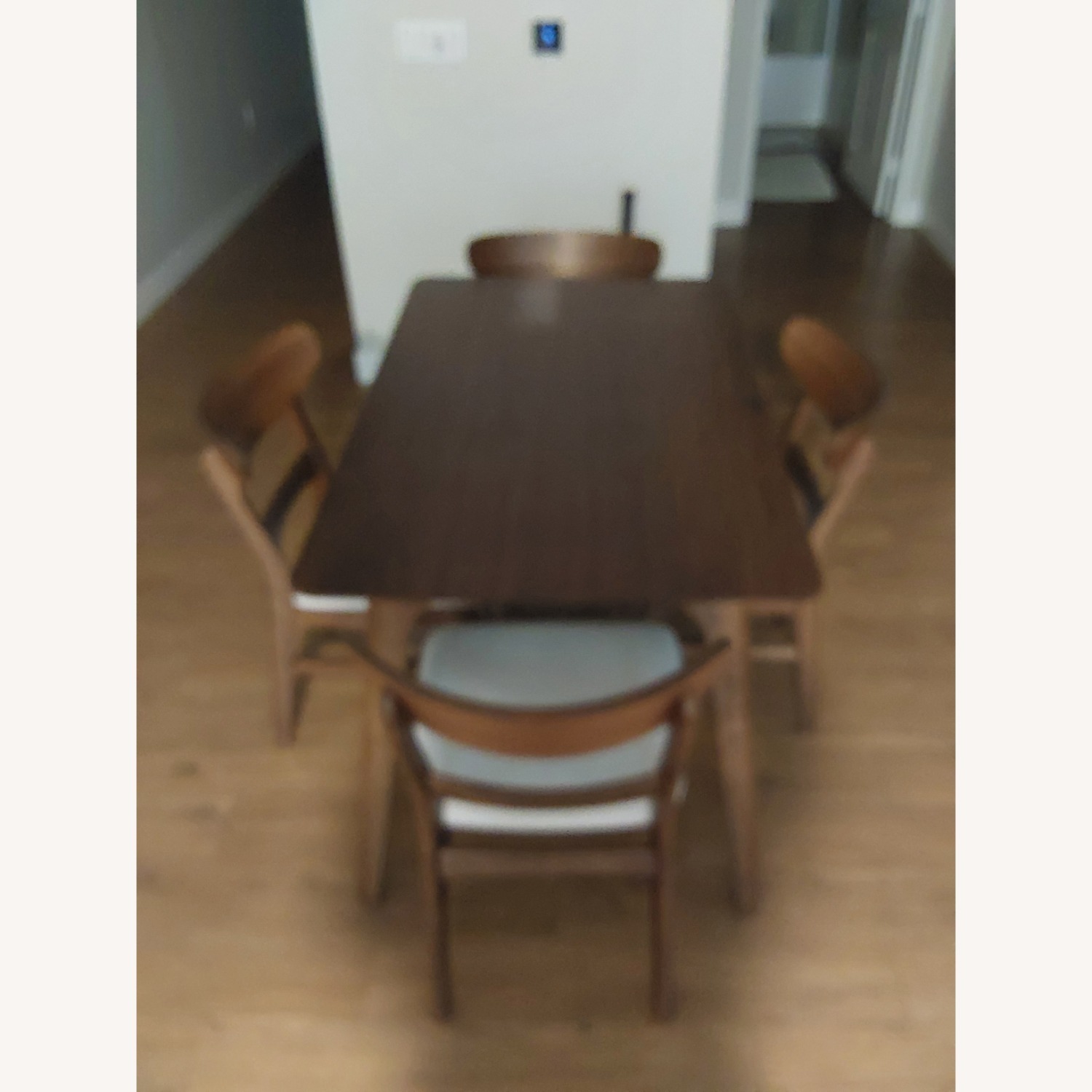 Wade Logan Dining Set 4 Chairs - image-7