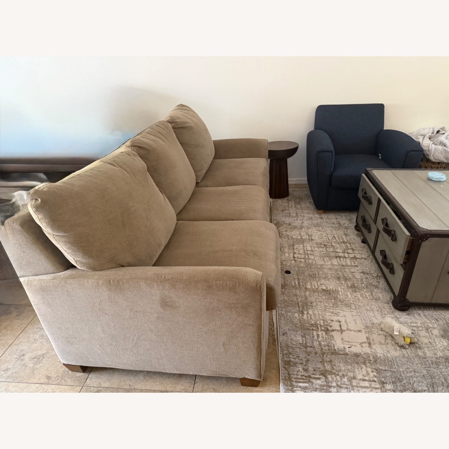 La-Z-Boy Amy Sofa - image-2
