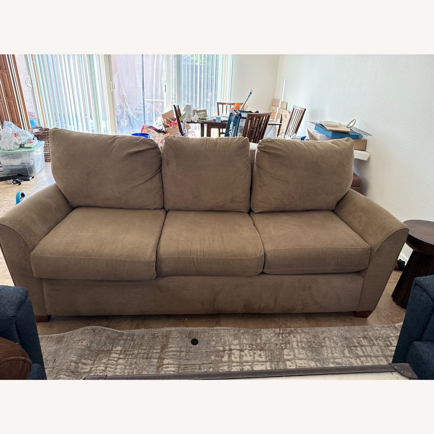 La-Z-Boy Amy Sofa - image-1