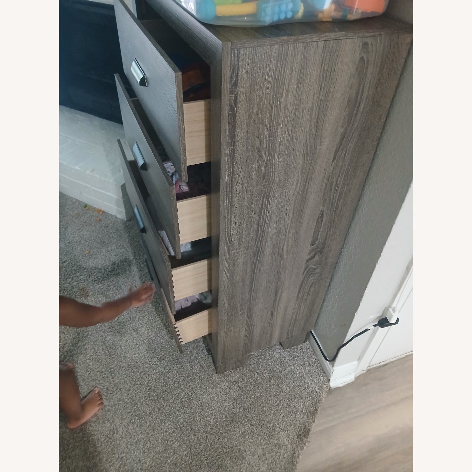 Side Dresser - image-3