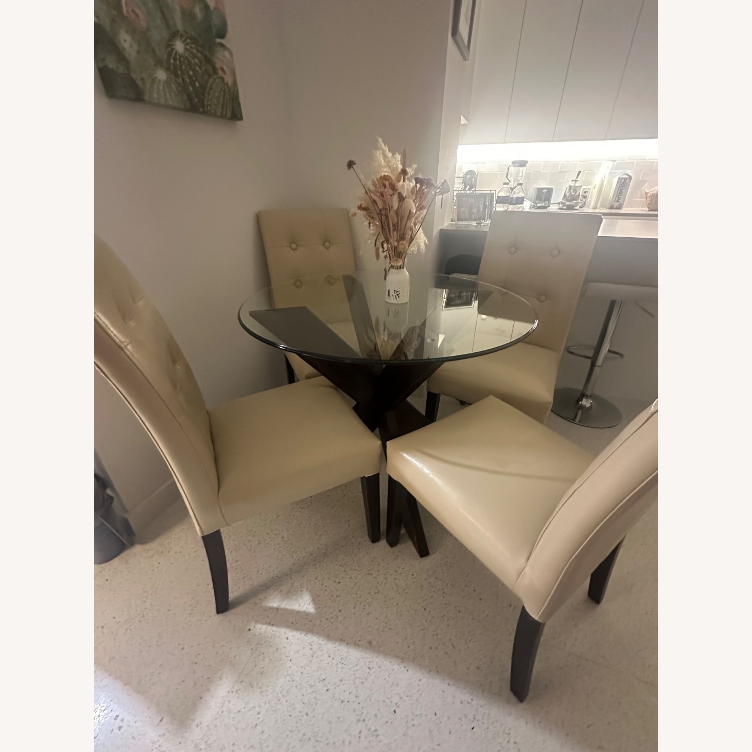 Cozy Dining Tables With 4 Leather Chairs - image-2