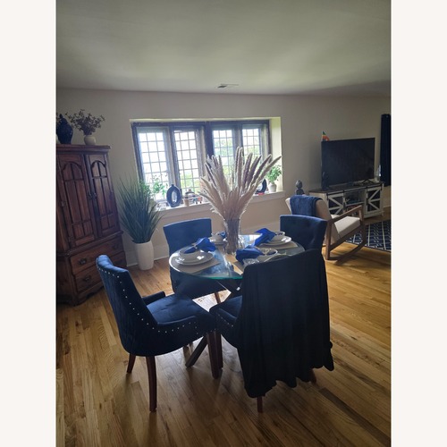 Used Dining Room Set for sale on AptDeco