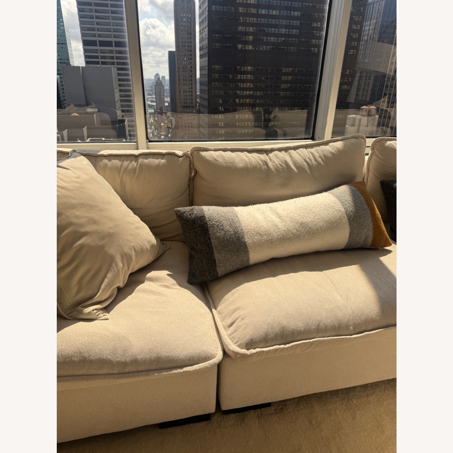 Yunet 6 - Piece Upholstered Sectional - image-6