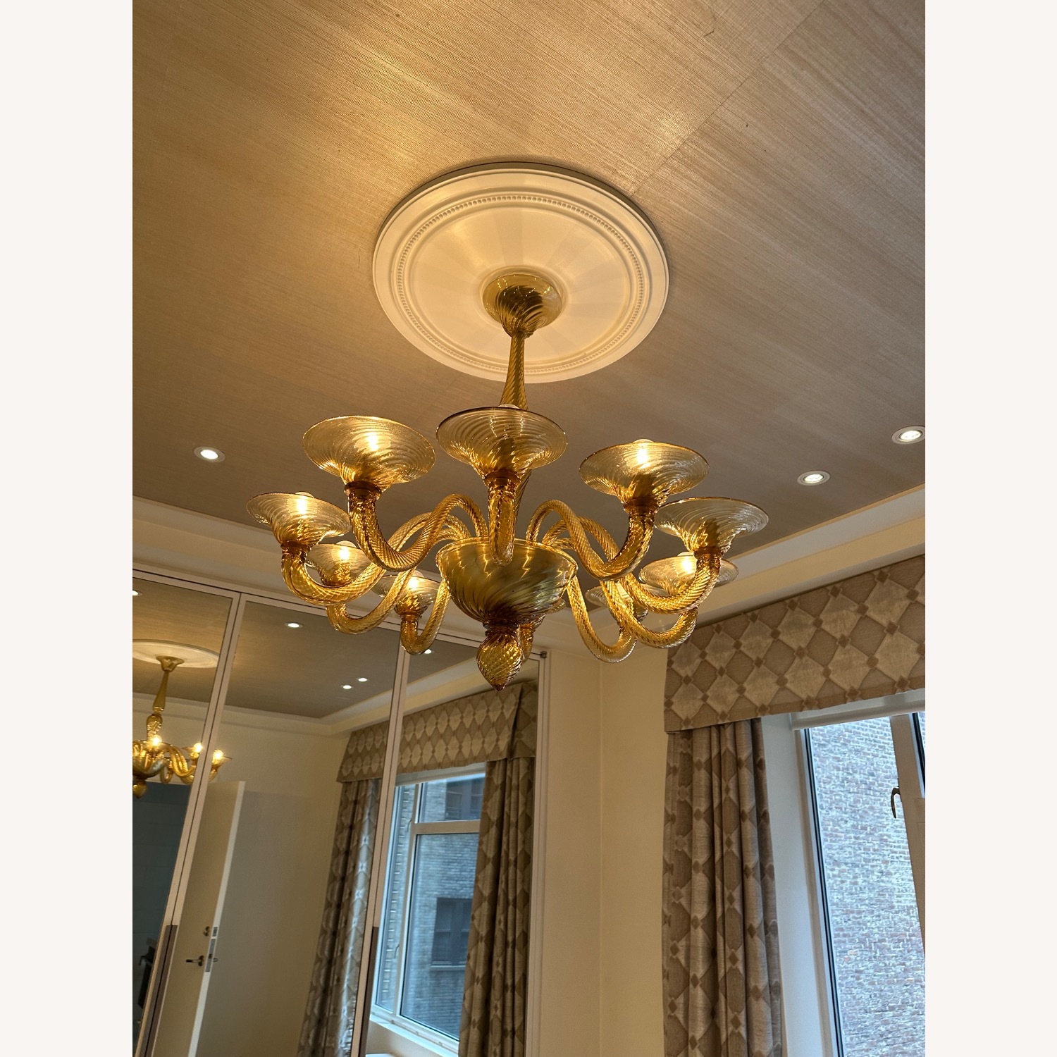 Elegant Chandlier - image-4