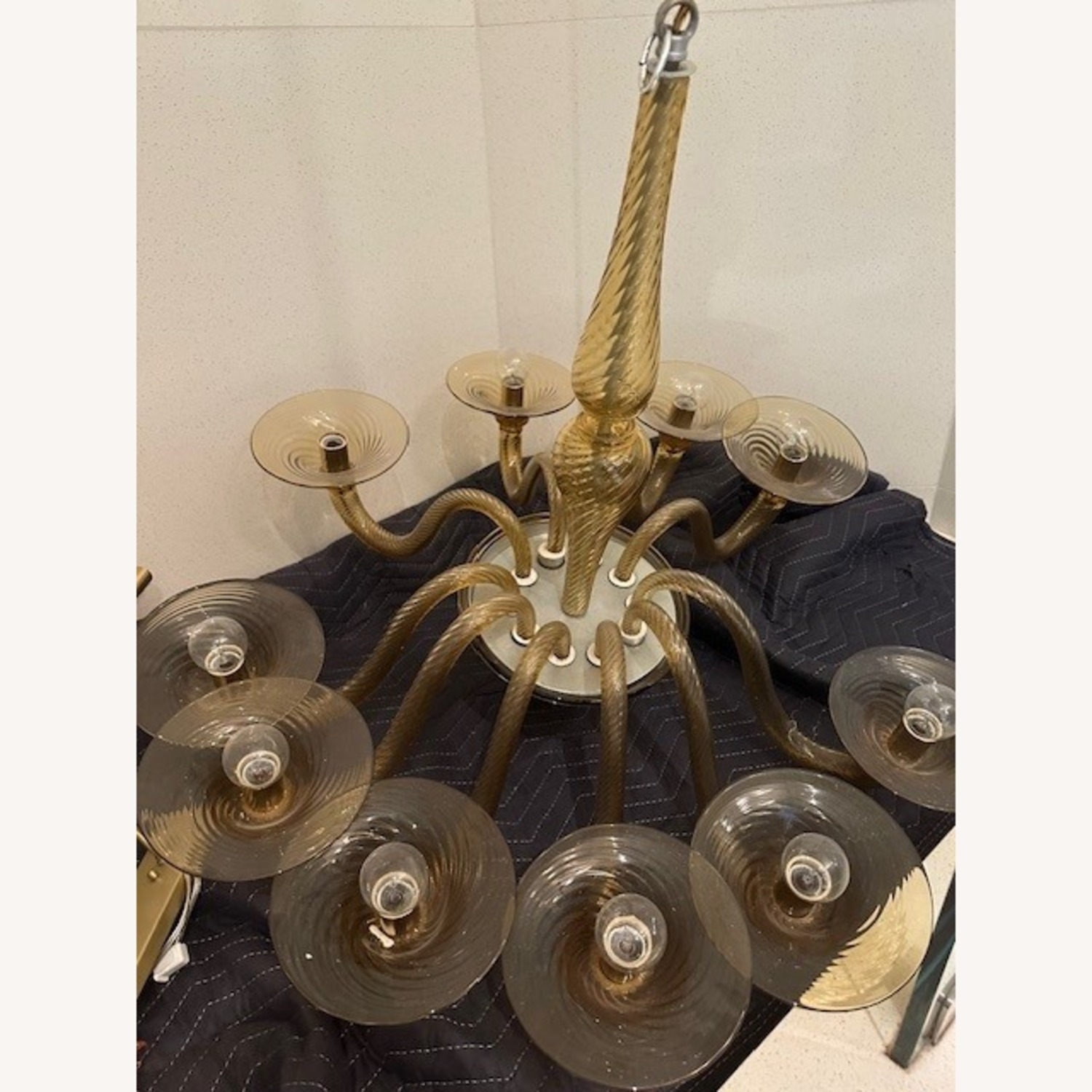 Elegant Chandlier - image-2