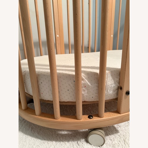 Used Stokke® Sleepi™ Bed V1 for sale on AptDeco