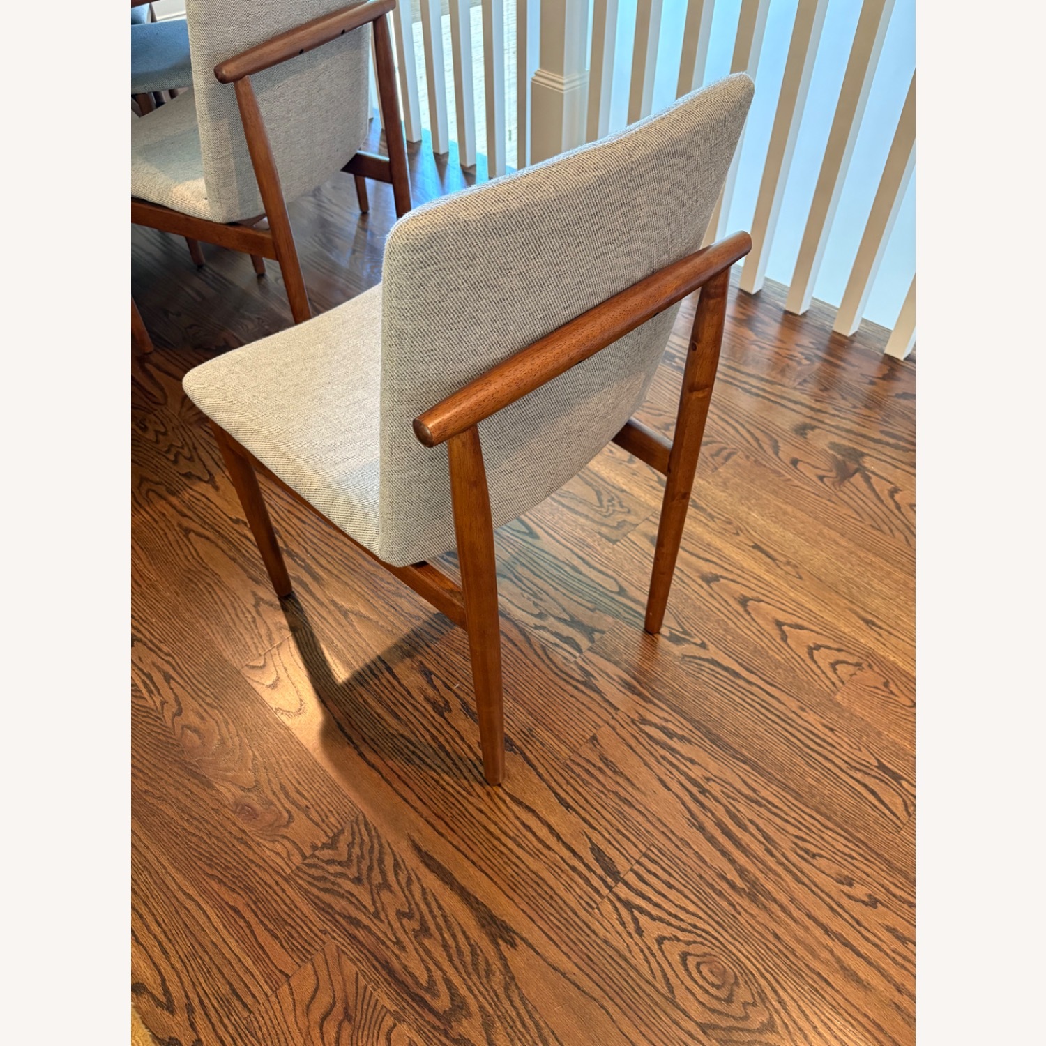 West Elm Jax 60’ Dining Set (seats 6) - image-4