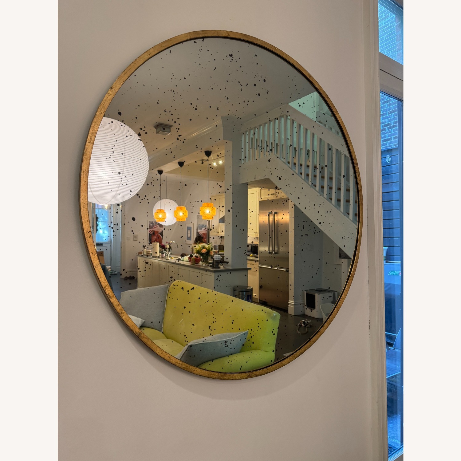 Gold Round Wall Mirror with Antique Finish - image-2