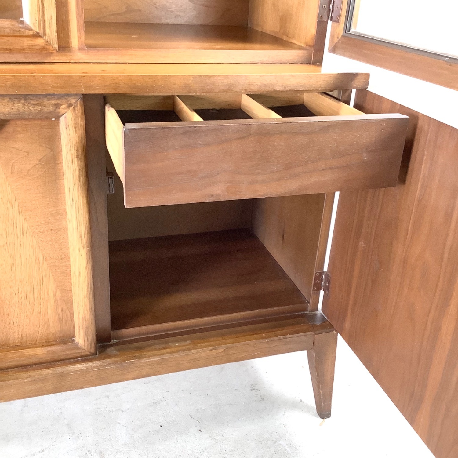 Mid-Century Sideboard W China Cabinet - image-21