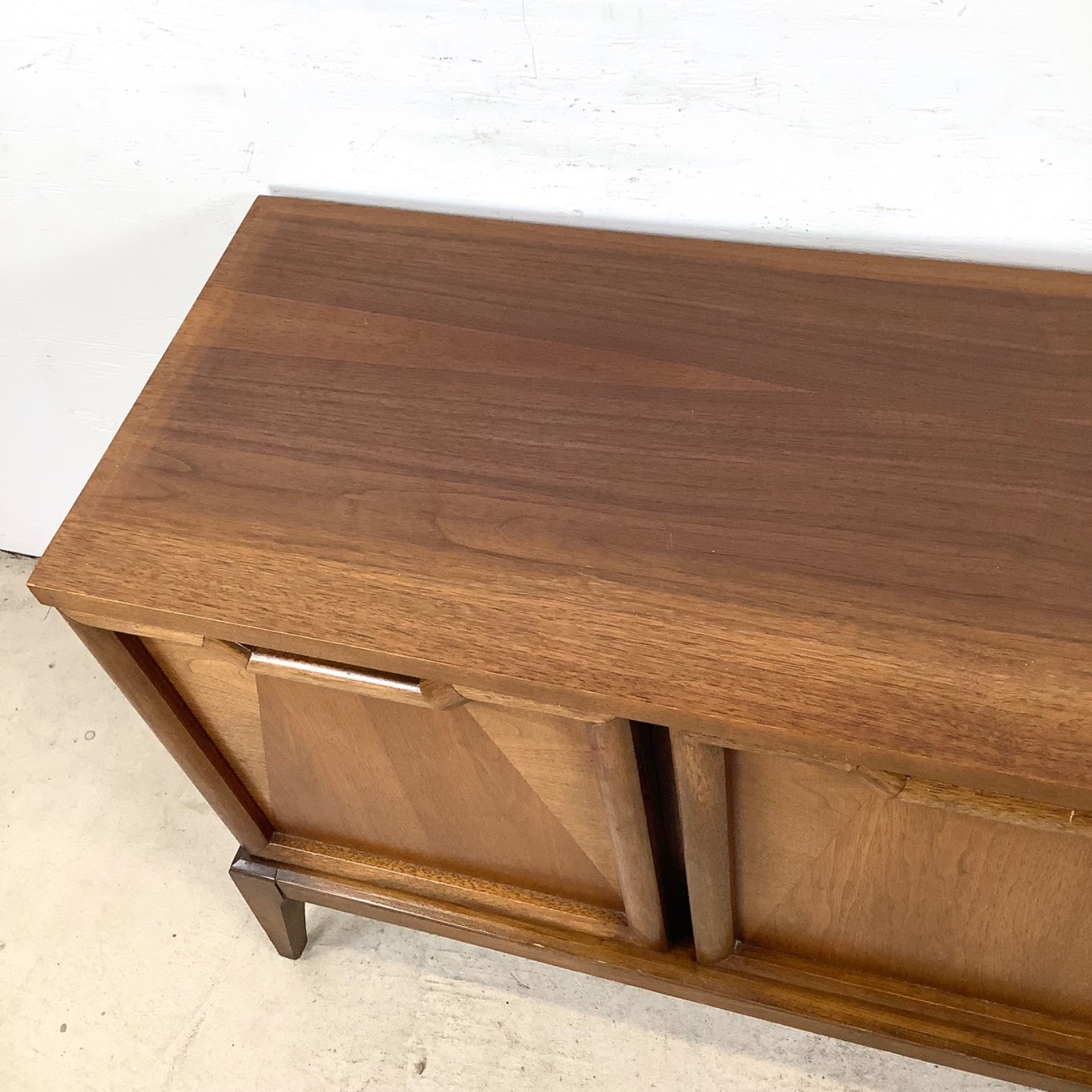 Mid-Century Sideboard W China Cabinet - image-10