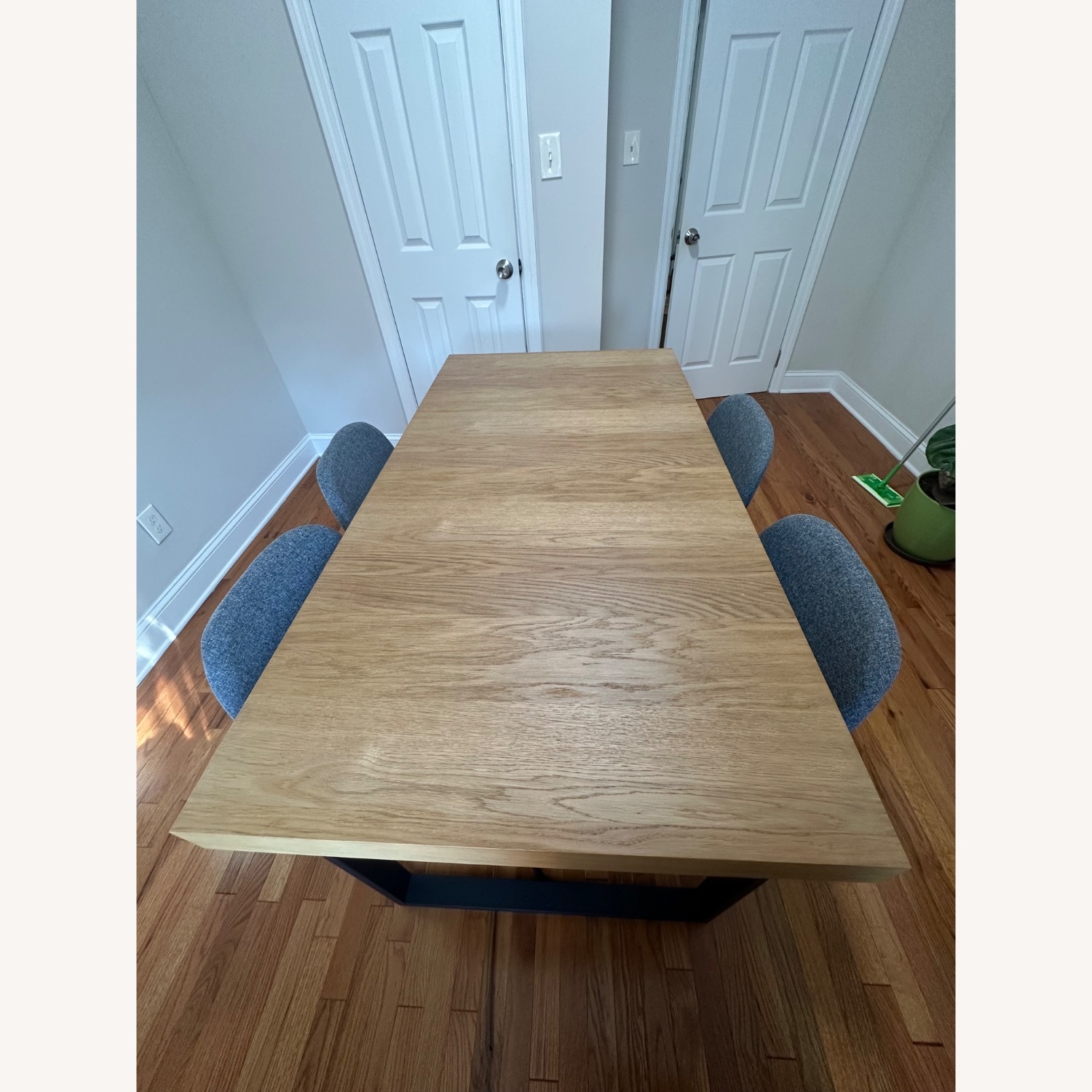 IKEA Tarsele Extendable Table W 4 Chairs - image-1