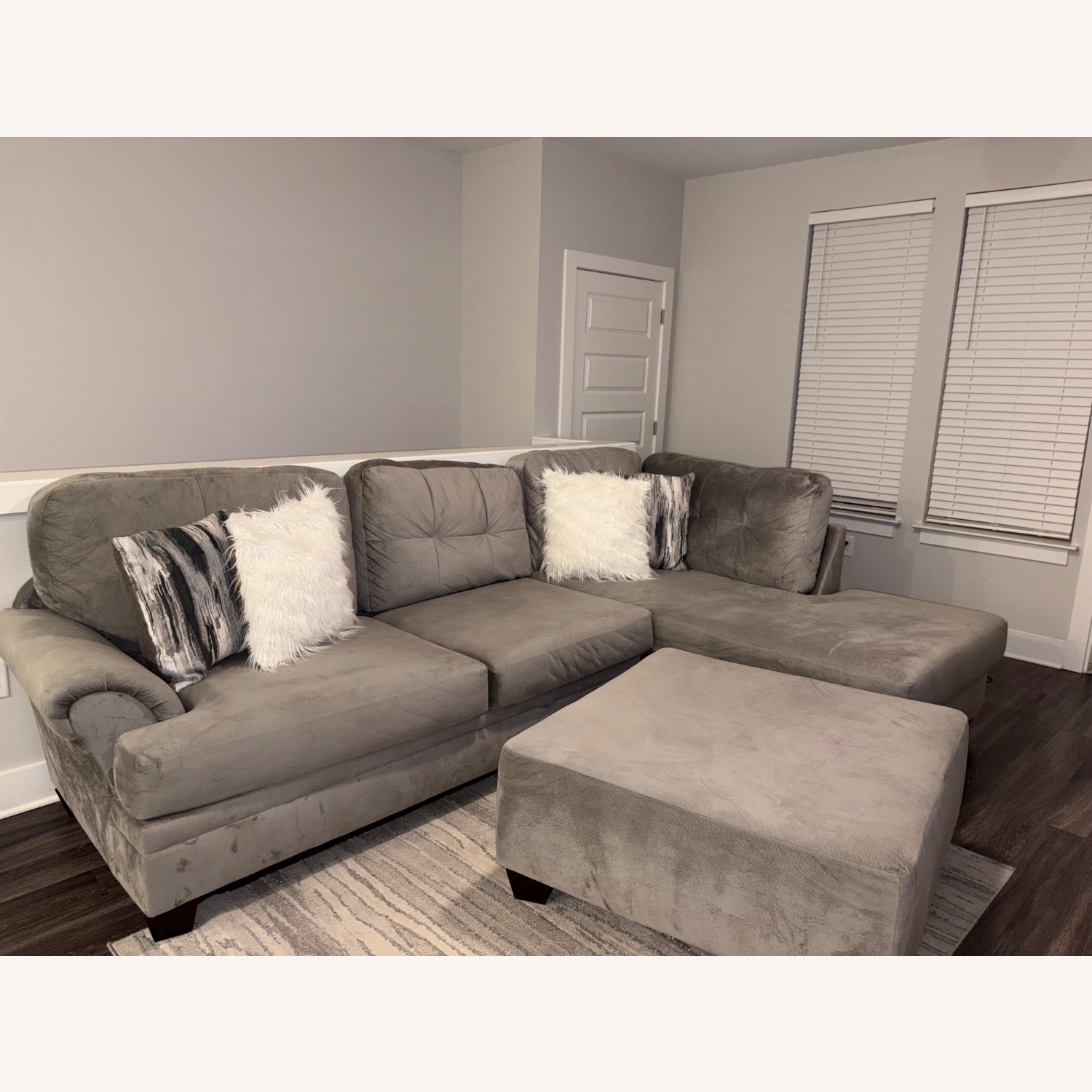 American Signature 3Pc Sectional-Cordelle Gray - image-4