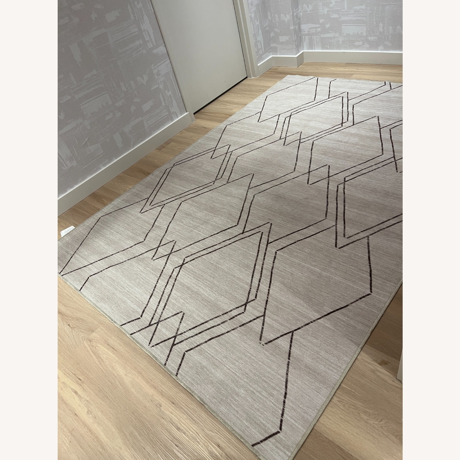 Diamond Pattern Rug Pad Diamond Dalia Beige Ivory Rug + Pad System - AptDeco