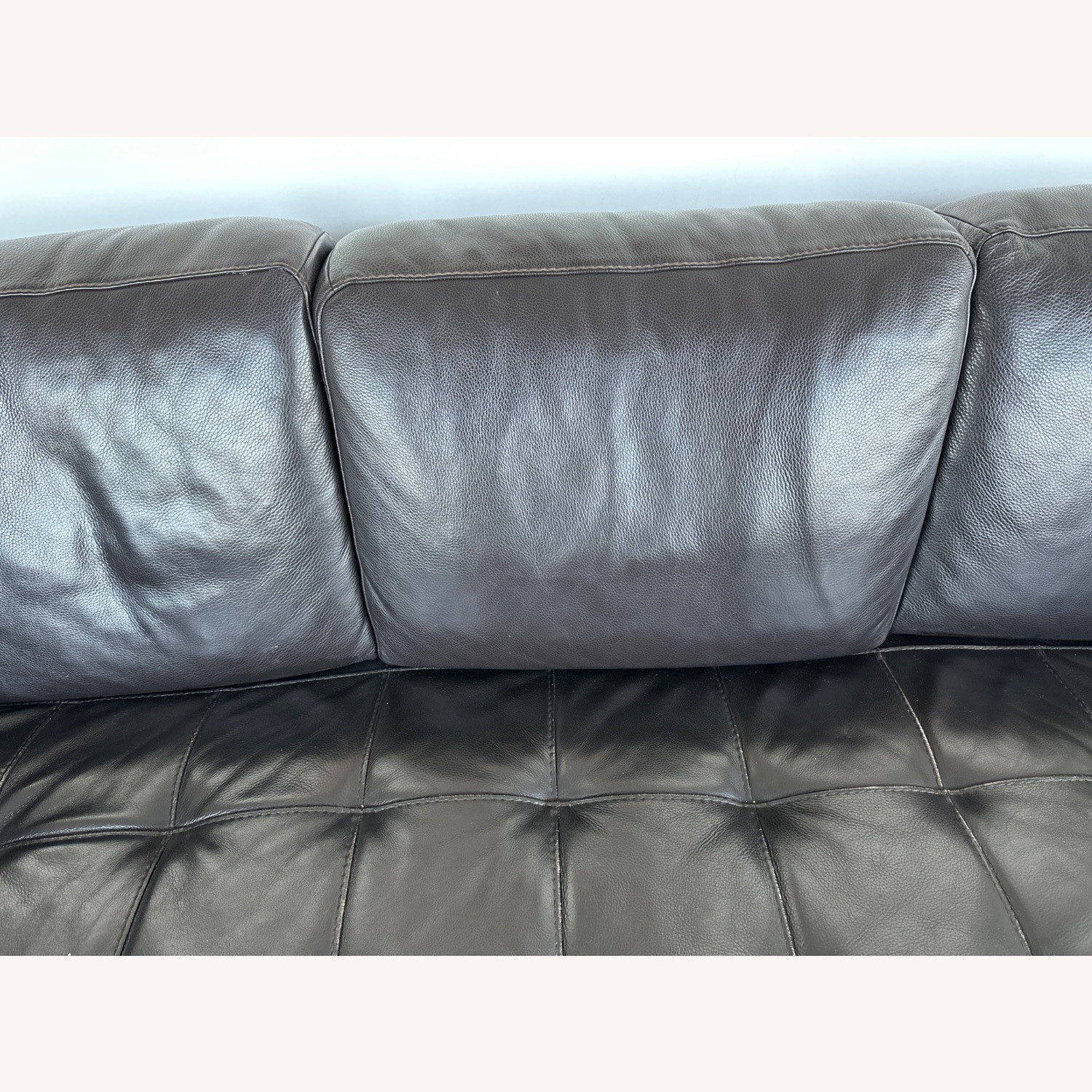 Deltasalotti Italian Leather Sofa - image-13