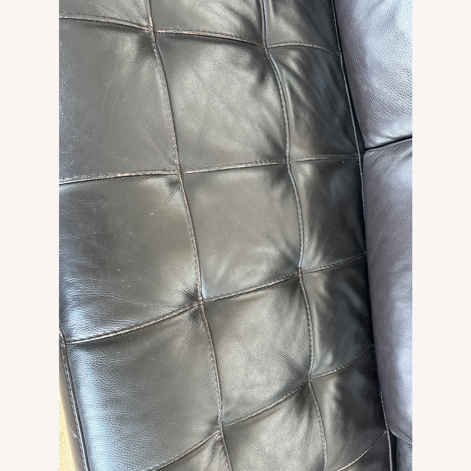 Deltasalotti Italian Leather Sofa - image-15