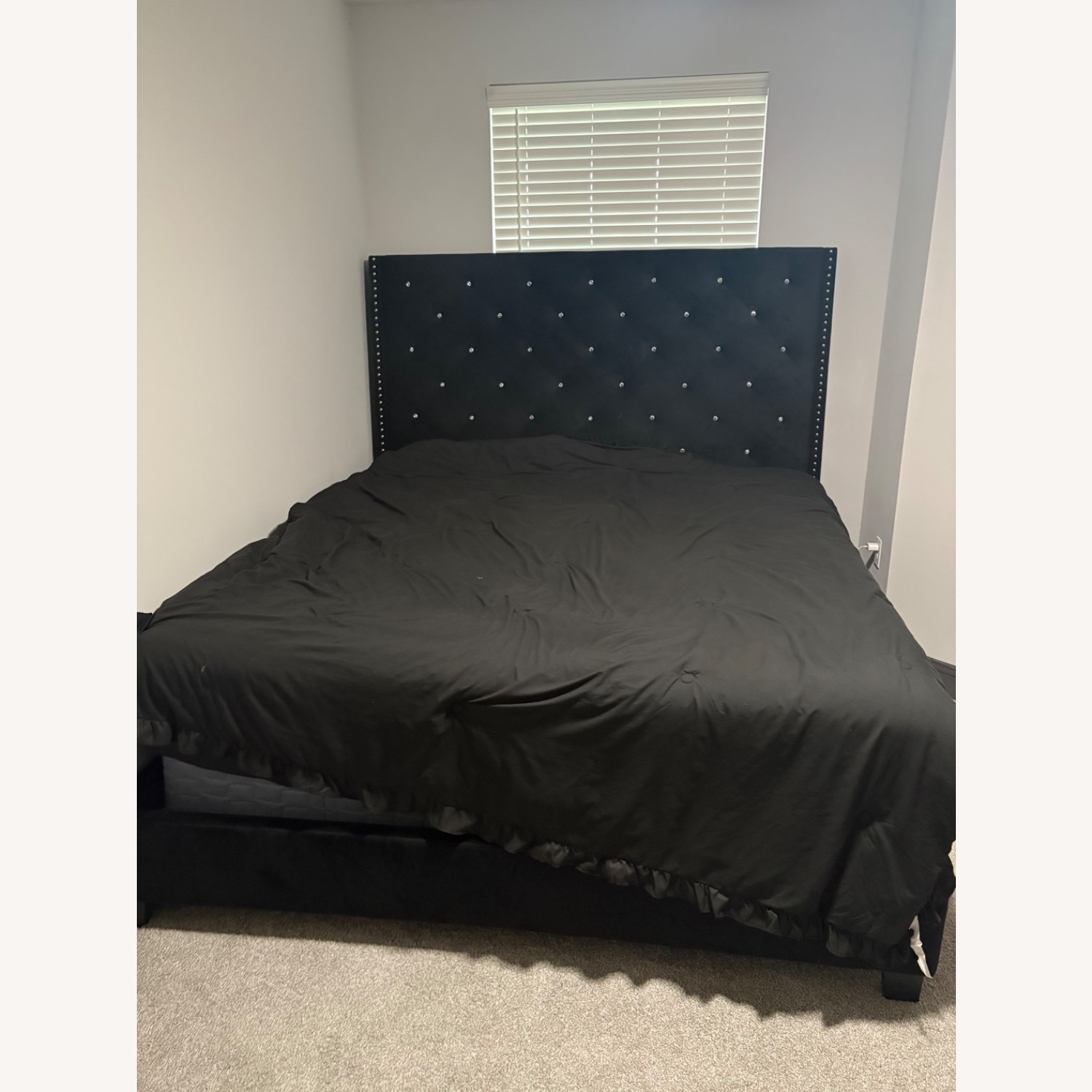 Black Dimond King Size Bed Frame - image-4