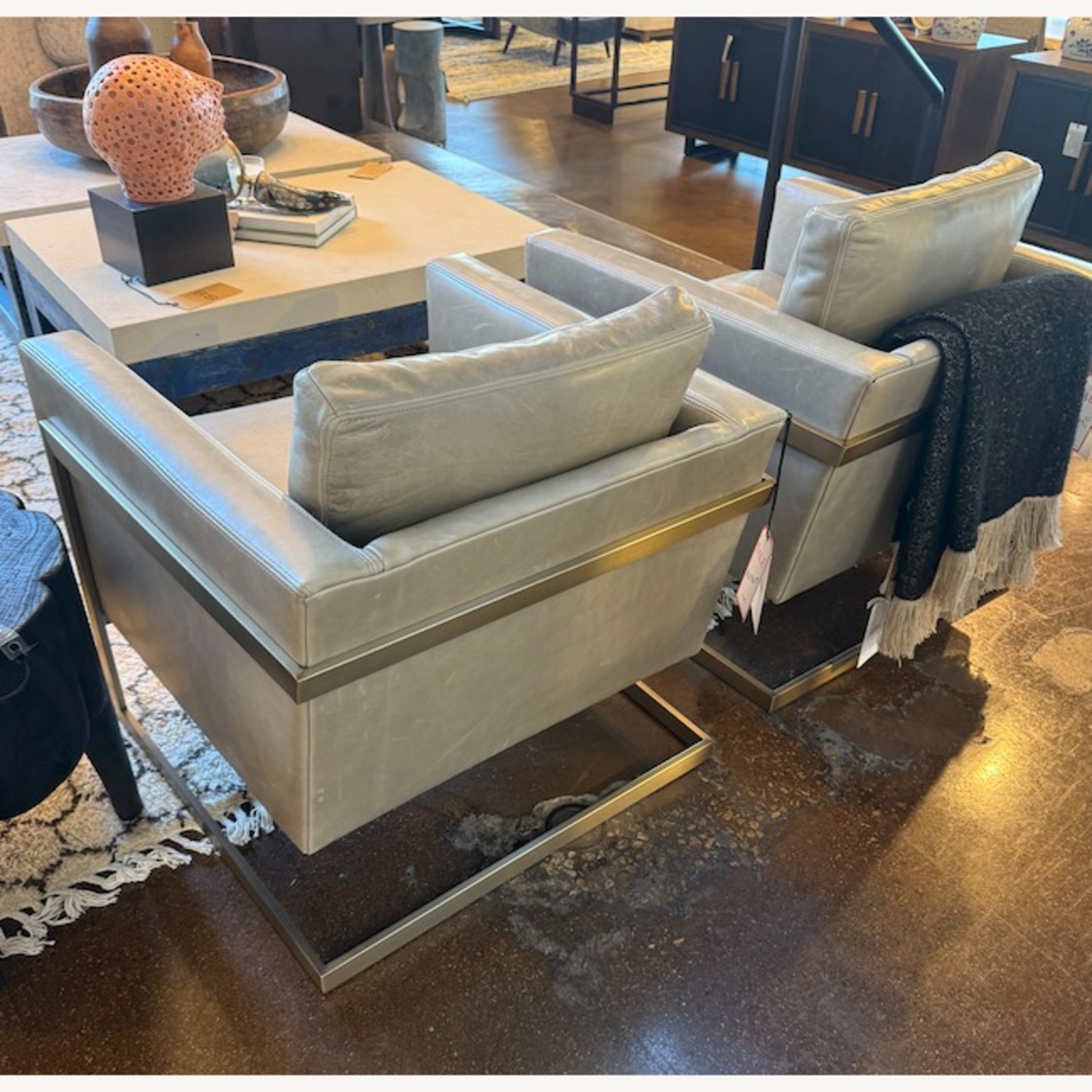 Lee Industries L1858-01 Set of 2 Chairs  - image-4