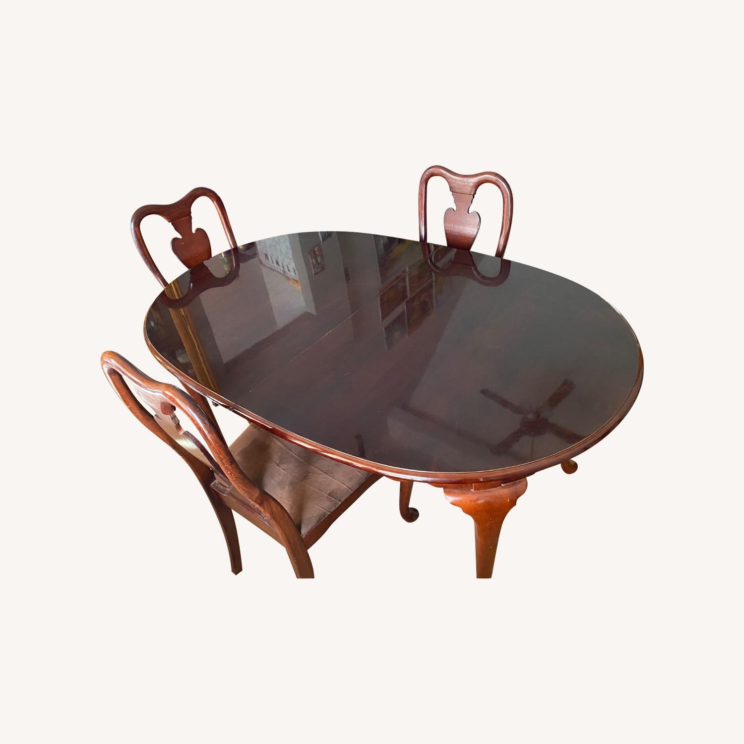 Dark Wood Dining Table 18in Leaf, and 6 Chairs - image-0