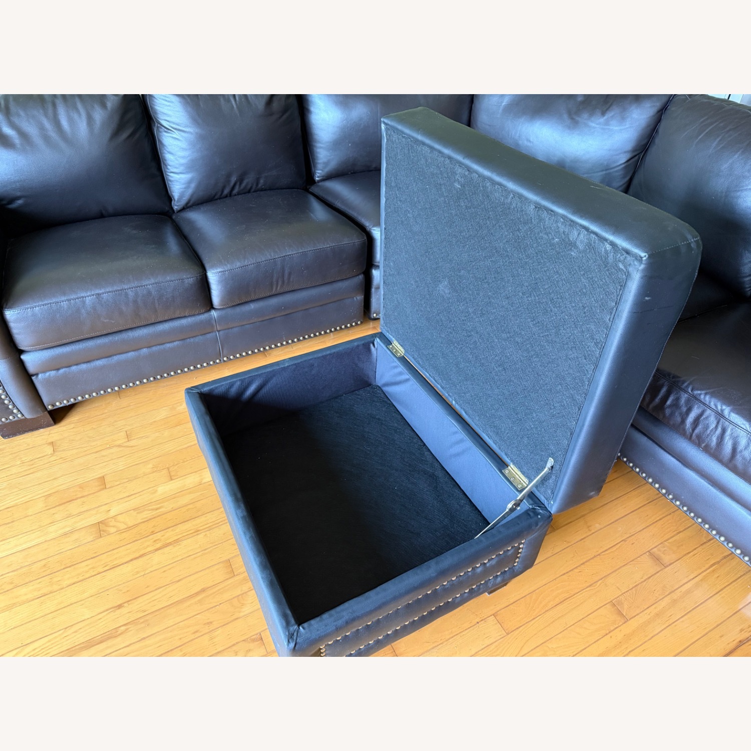 3-Piece Leather Sectional - image-4