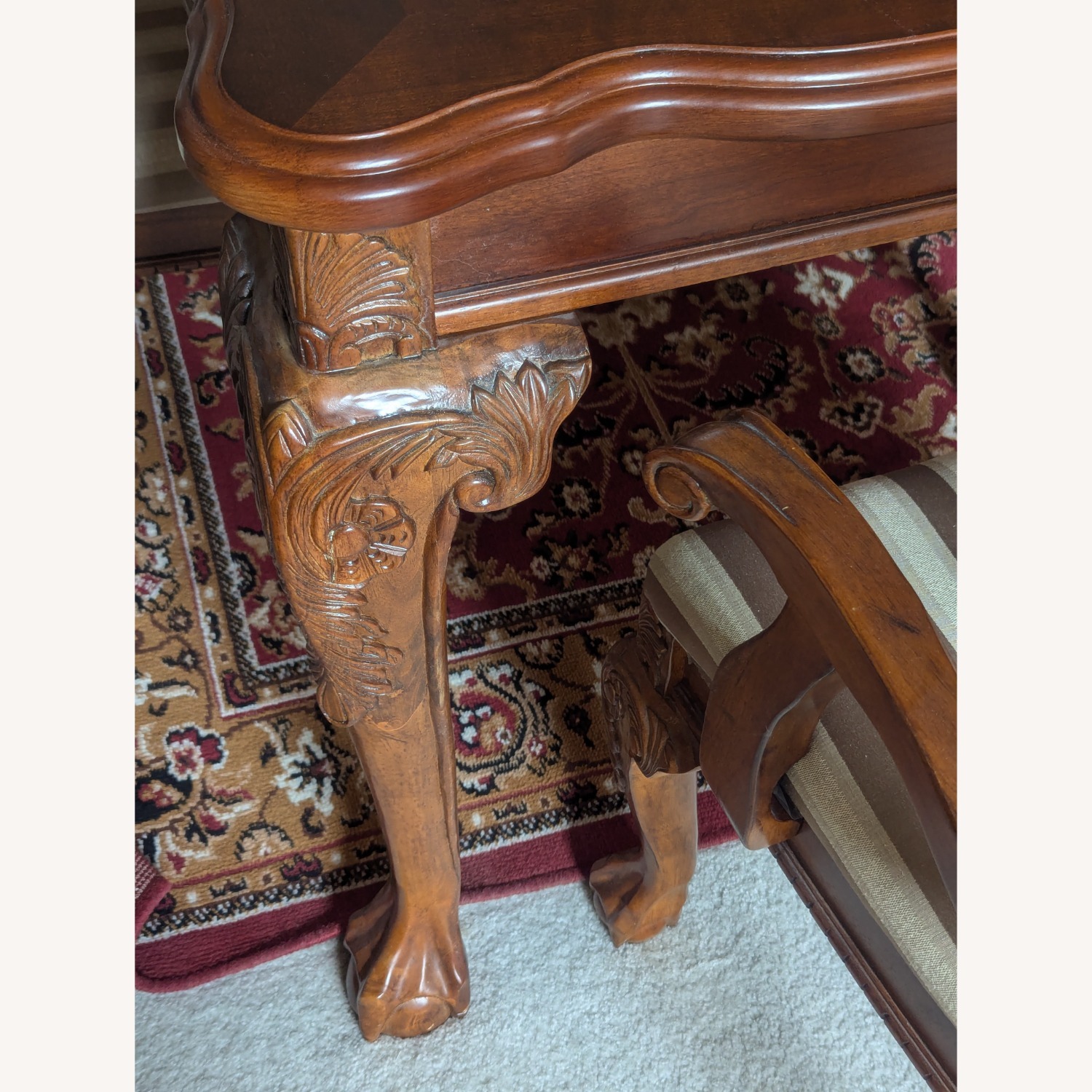 Ashley Furniture Glenn Eagle Dining Set - image-7