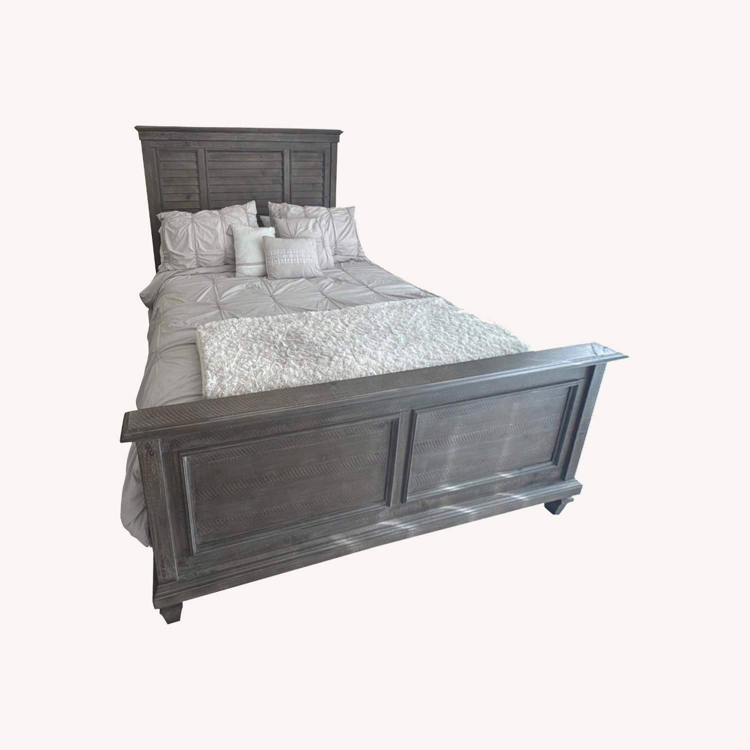 City Furniture King Bed - image-0