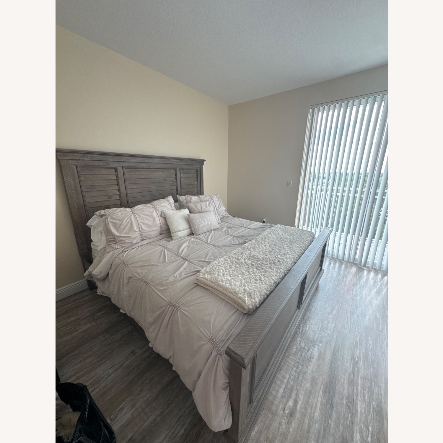 City Furniture King Bed - image-3