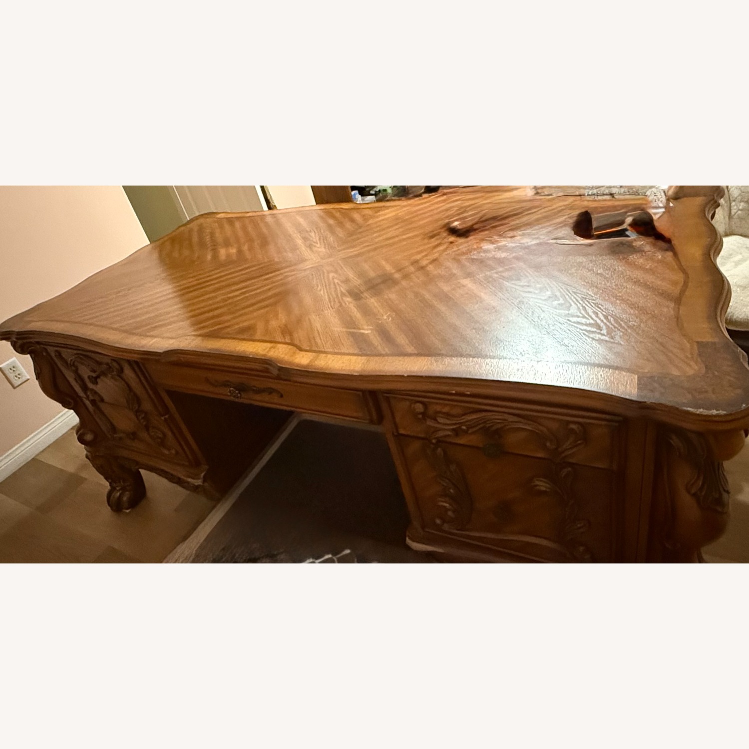 Fancy Elegant Office Desk - image-4