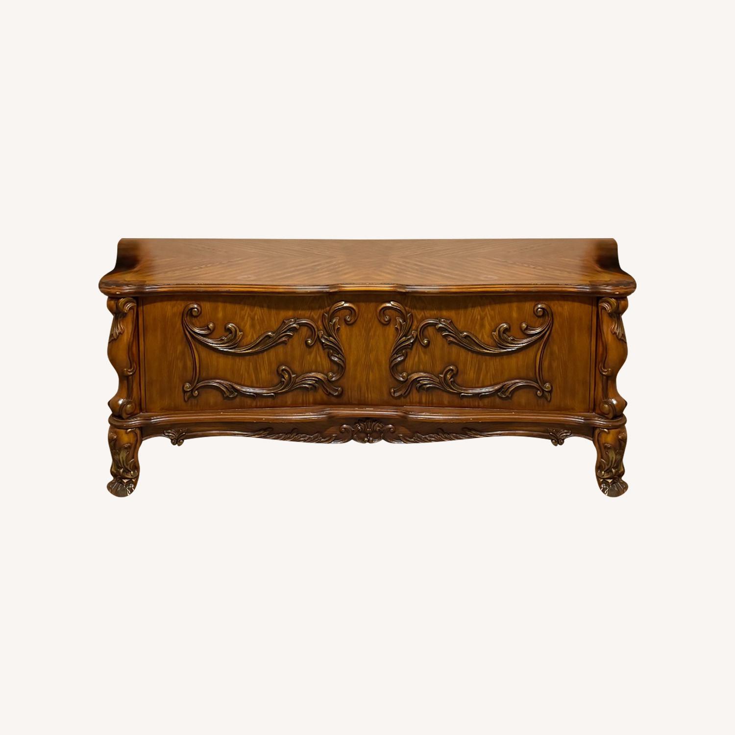 Fancy Elegant Office Desk - image-0