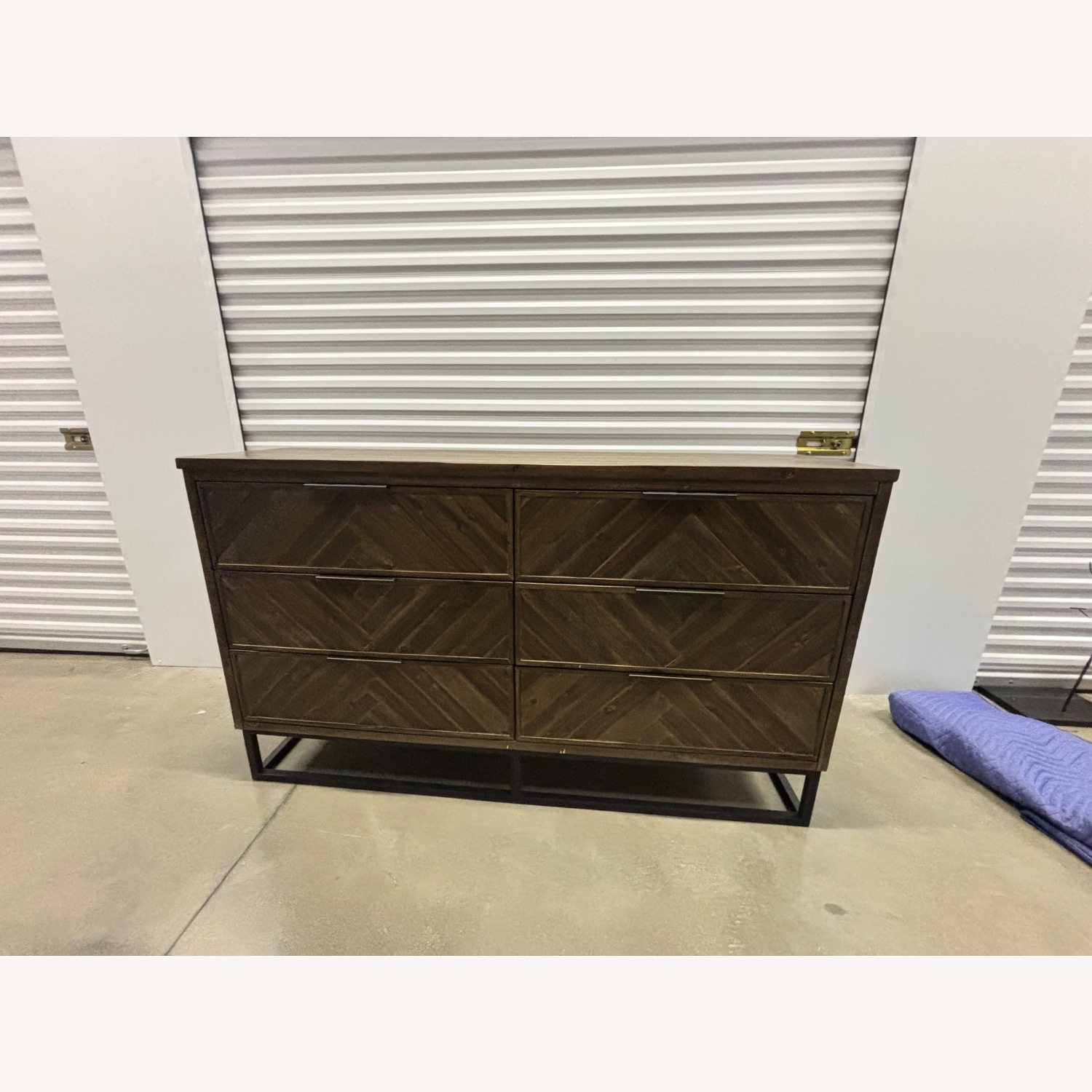 6-Drawer Herringbone Front Dresser with Metal Base - image-2