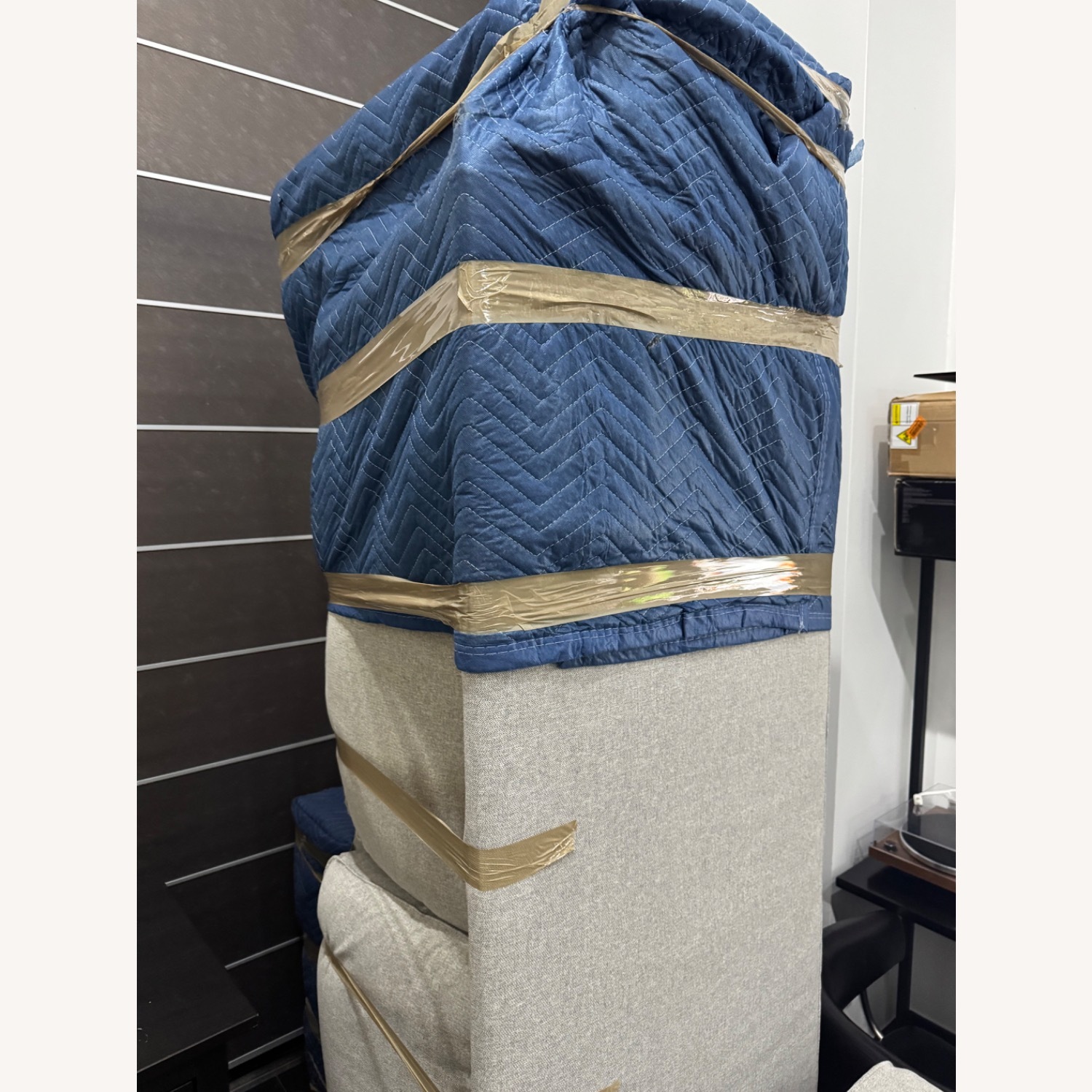 IKEA Kivik Light Gray 3+ Seater Sofa - image-3