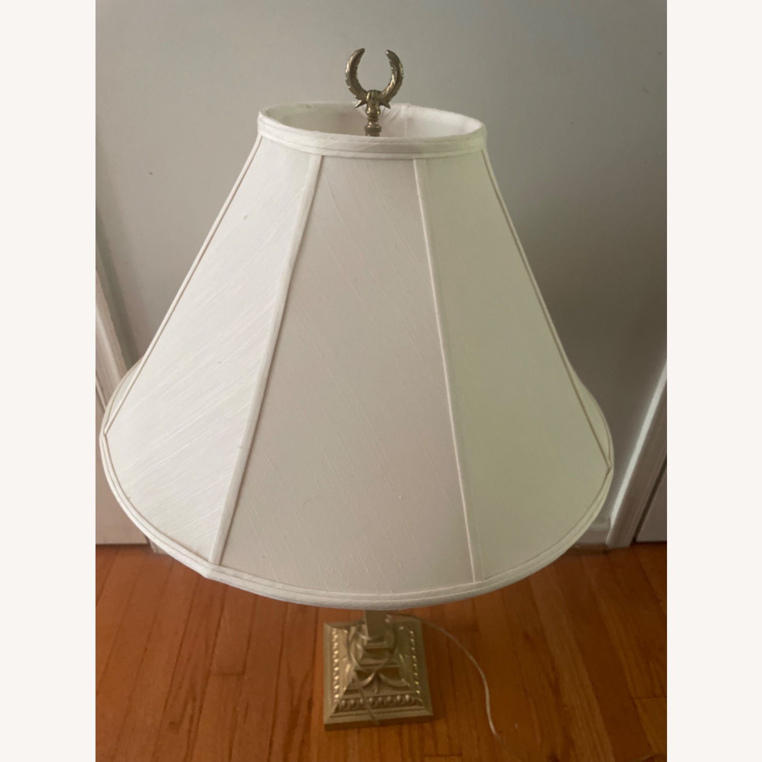 Modern Table Lamp - image-2