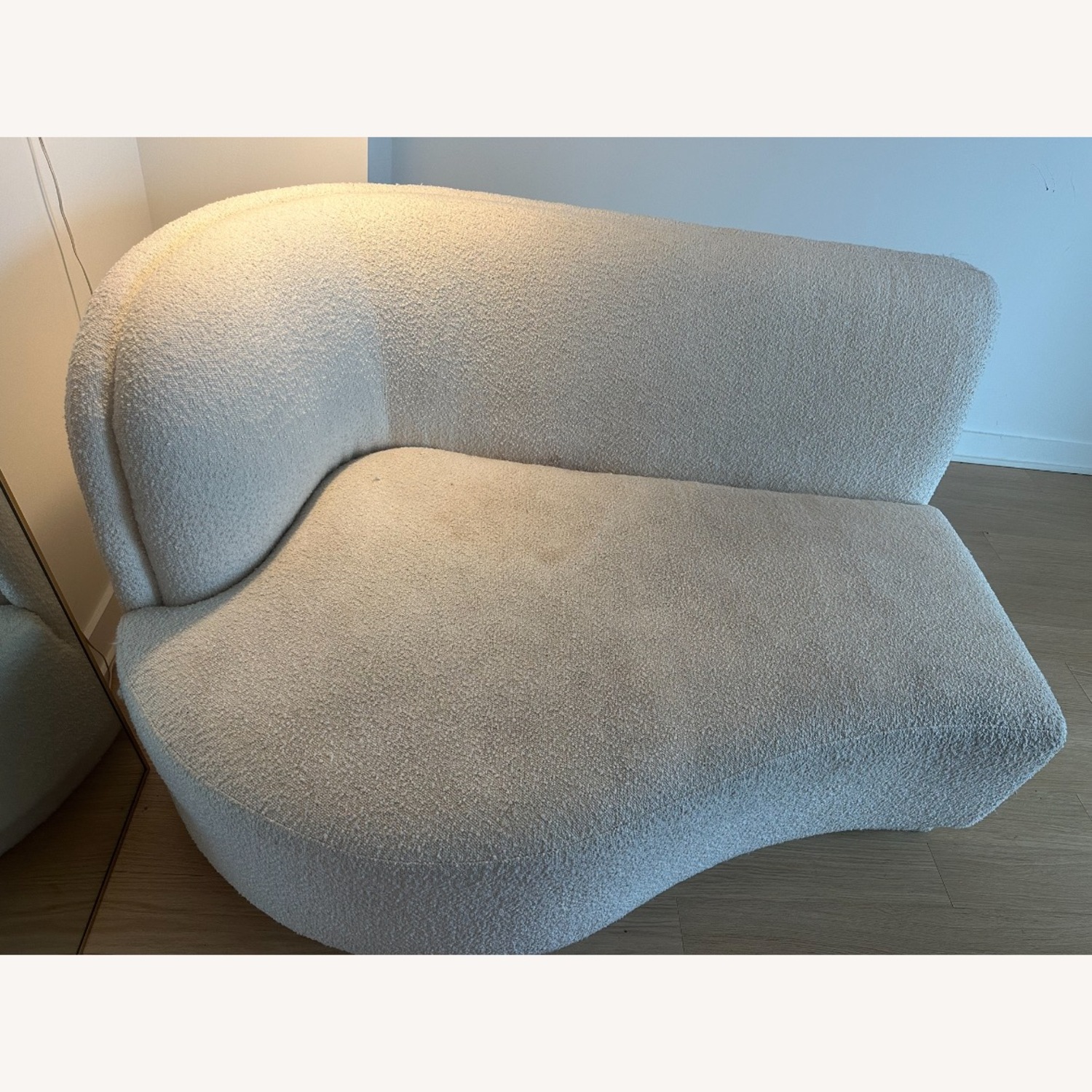 Kardiel Swoosh White Boucle Loveseat - image-2