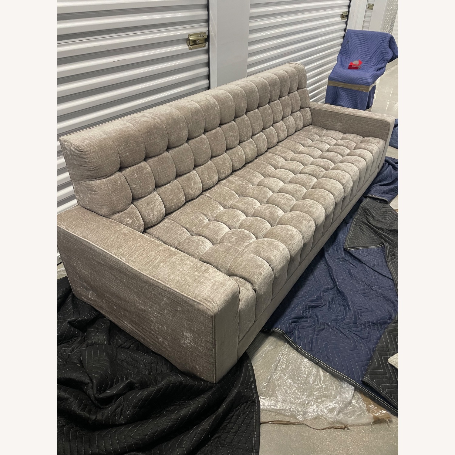 Light Gray Velvet 3+ Seater Sofa - image-1