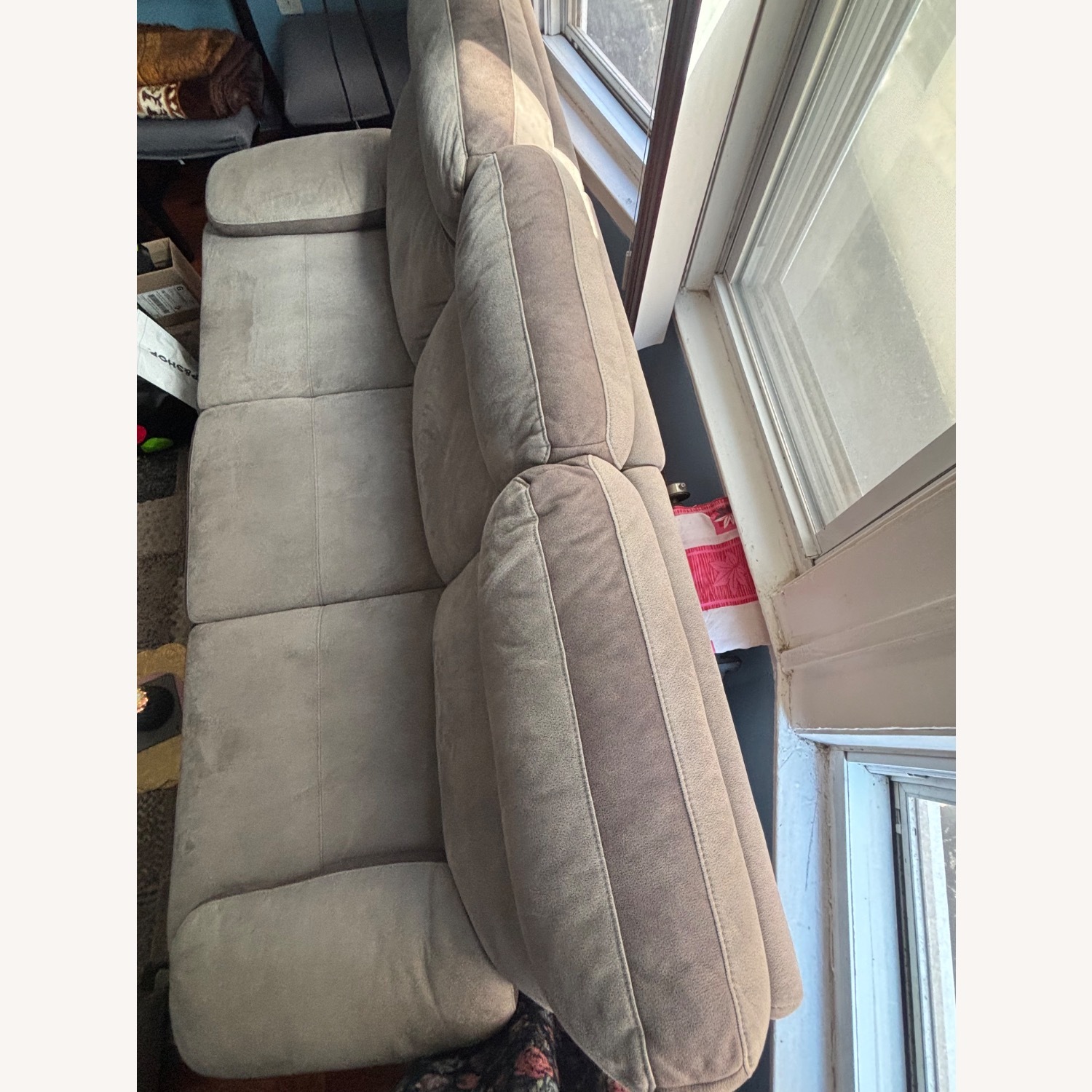 Raymour & Flanigan Light Gray 3+1 Reclining Sofa - image-3