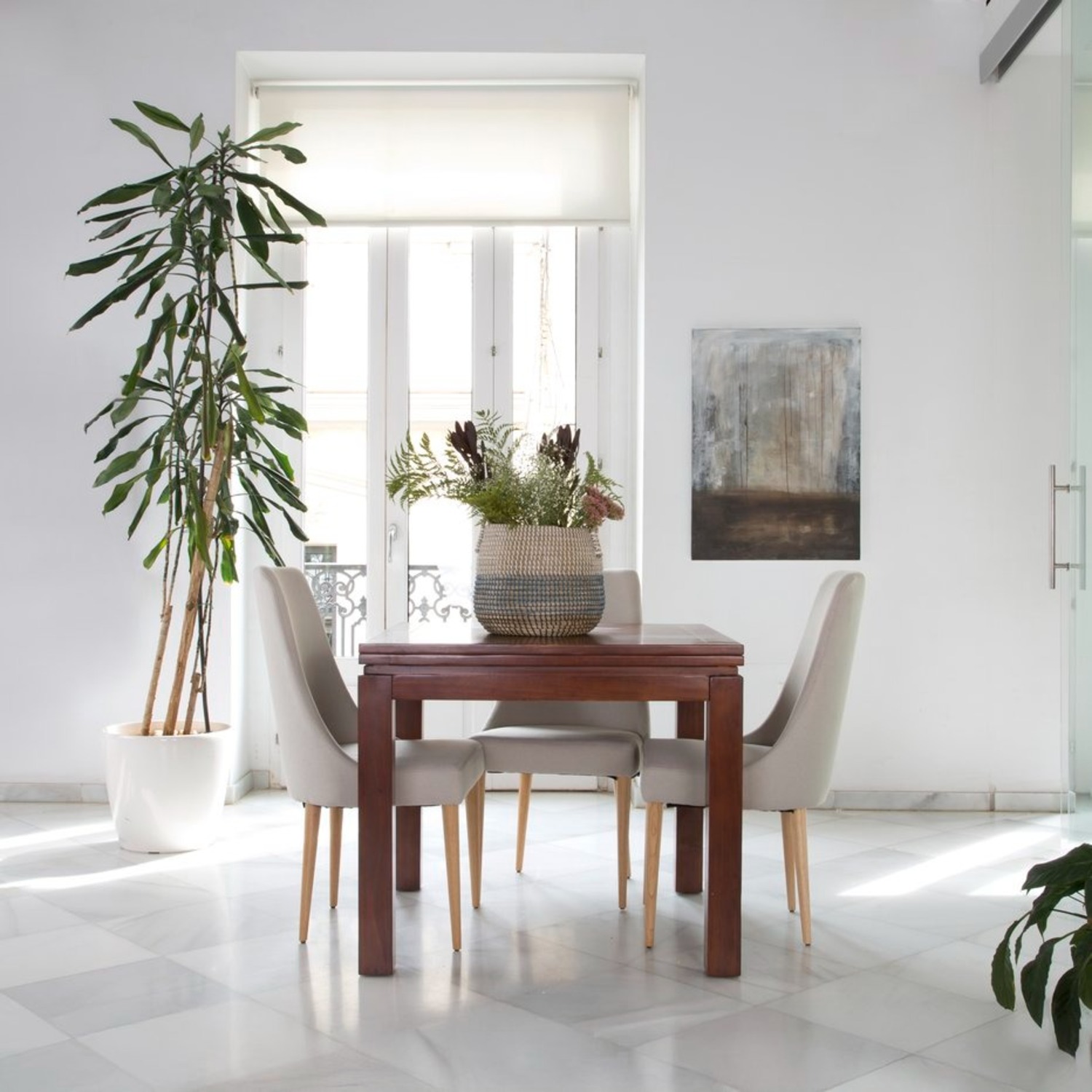 Extensible Dining Table with 8 Chairs - image-3