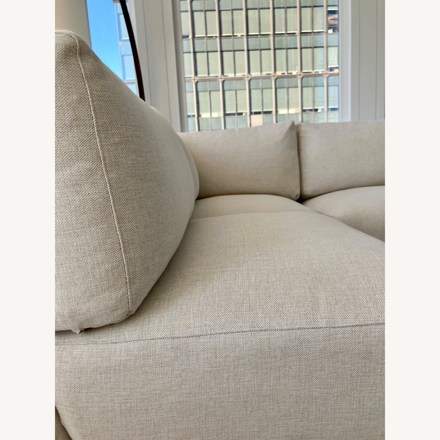 Rooms To Go Clemens Modular White Fabric 3+ Piece Sectional - image-9