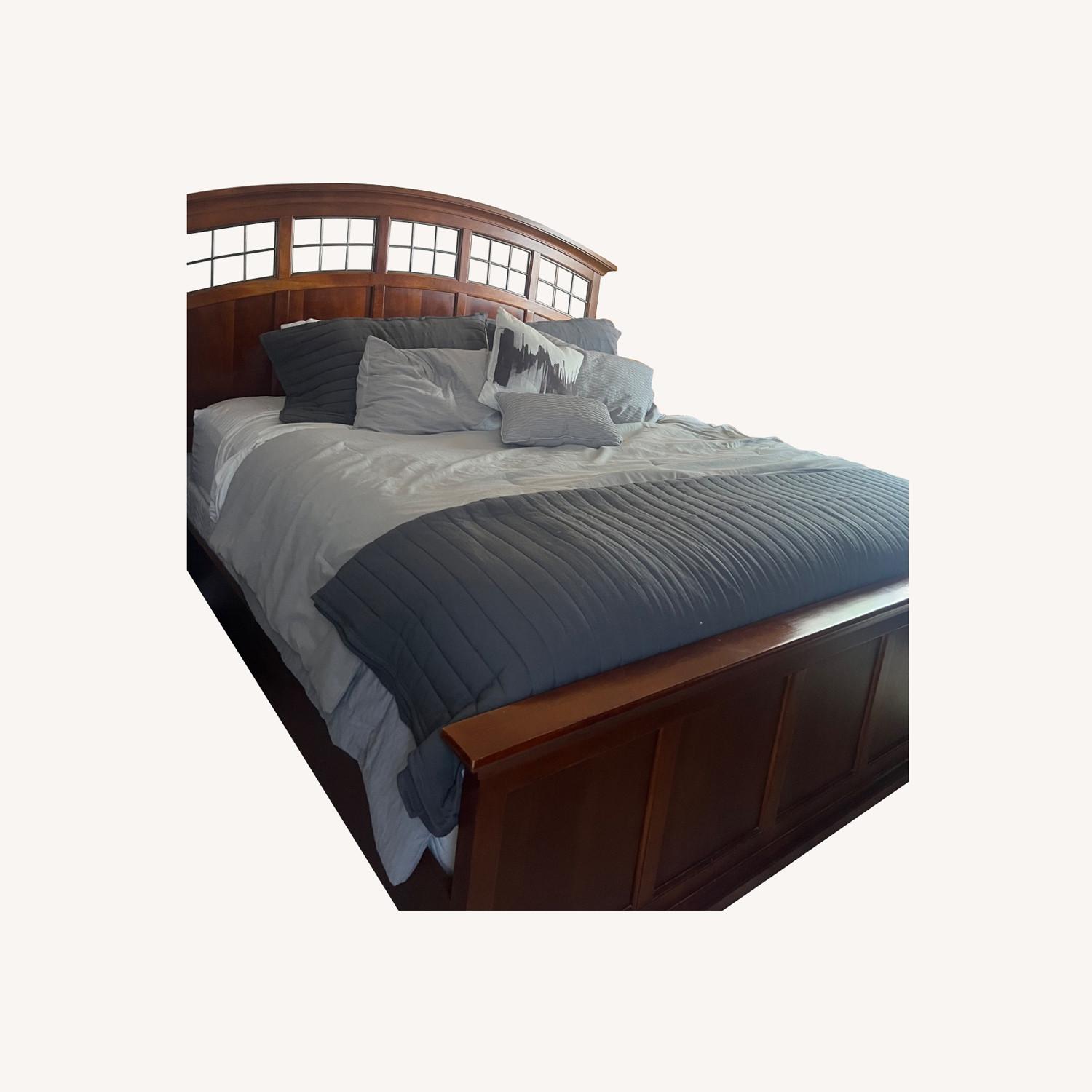 Stanley Furniture Wood King Bed - image-0