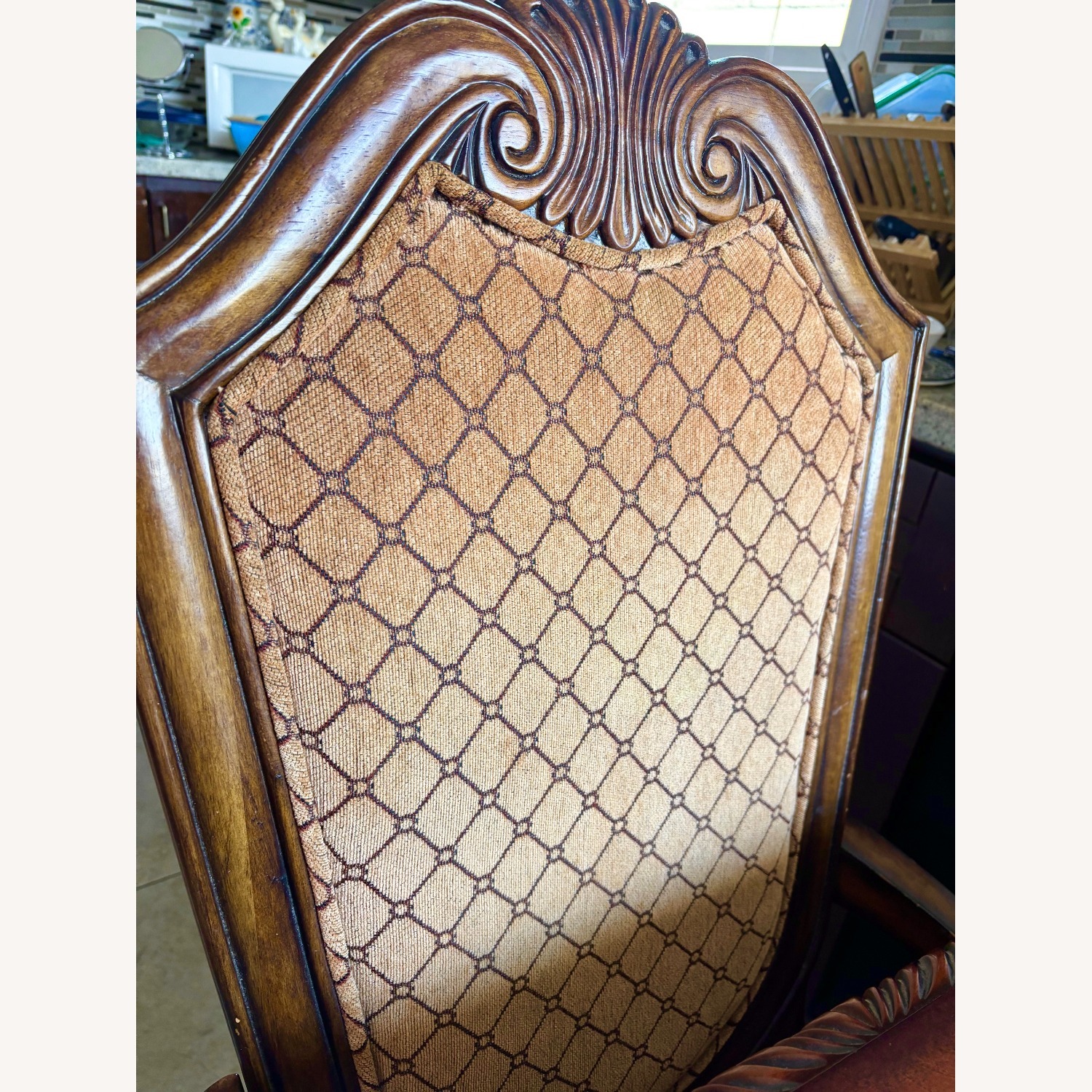 Extendable & Shortening Wooden Dining Table Set - image-3