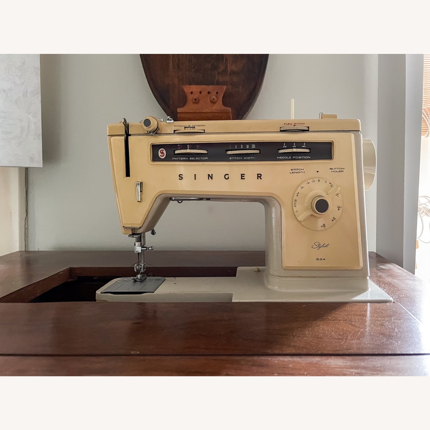 Vintage/Antique Finds Dark Brown Desk - image-4